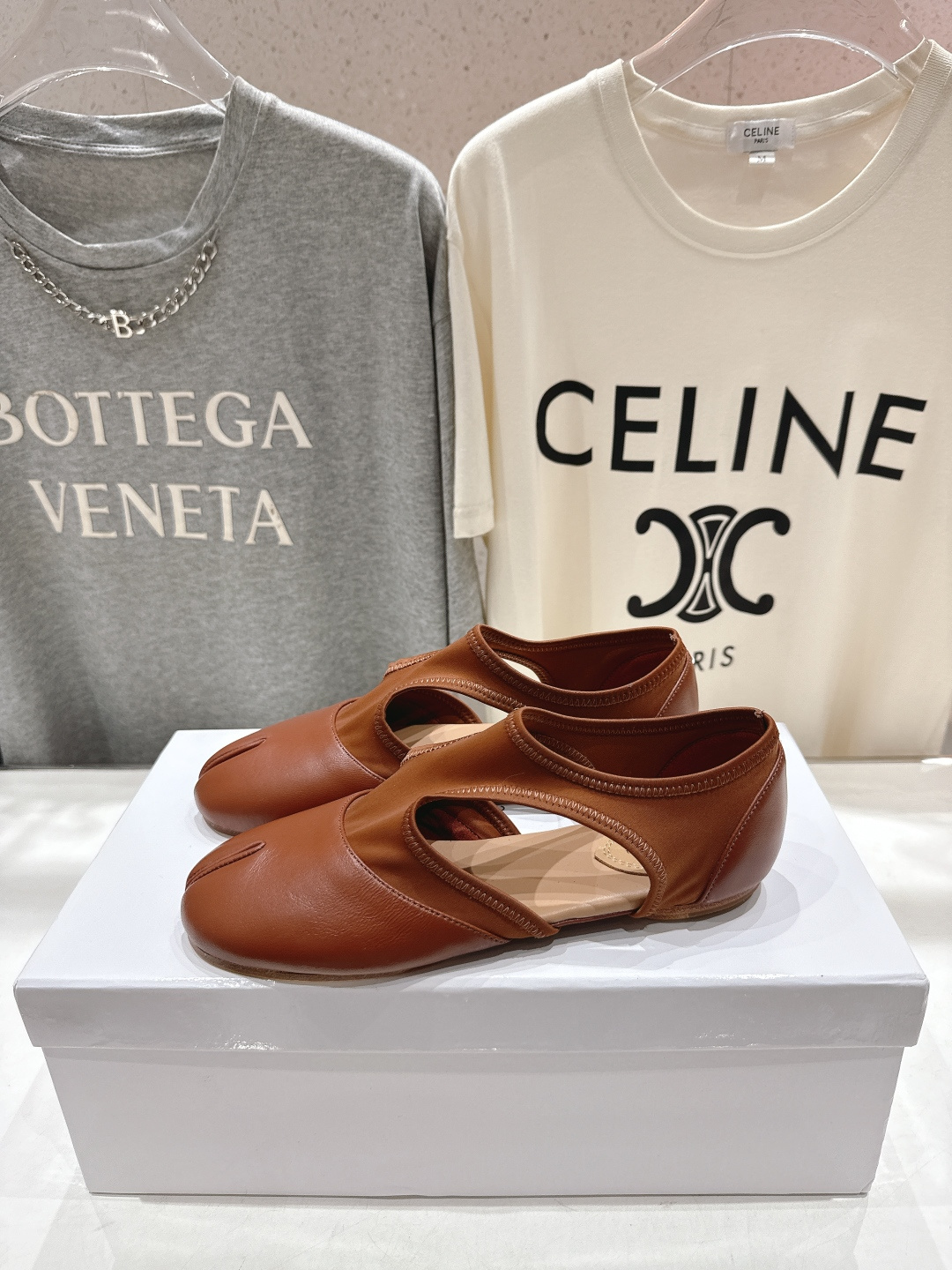 高版本出厂 MM6【Maison Magical】马吉拉26ss春夏新品文艺复古风一脚蹬平底分趾鞋懒人鞋