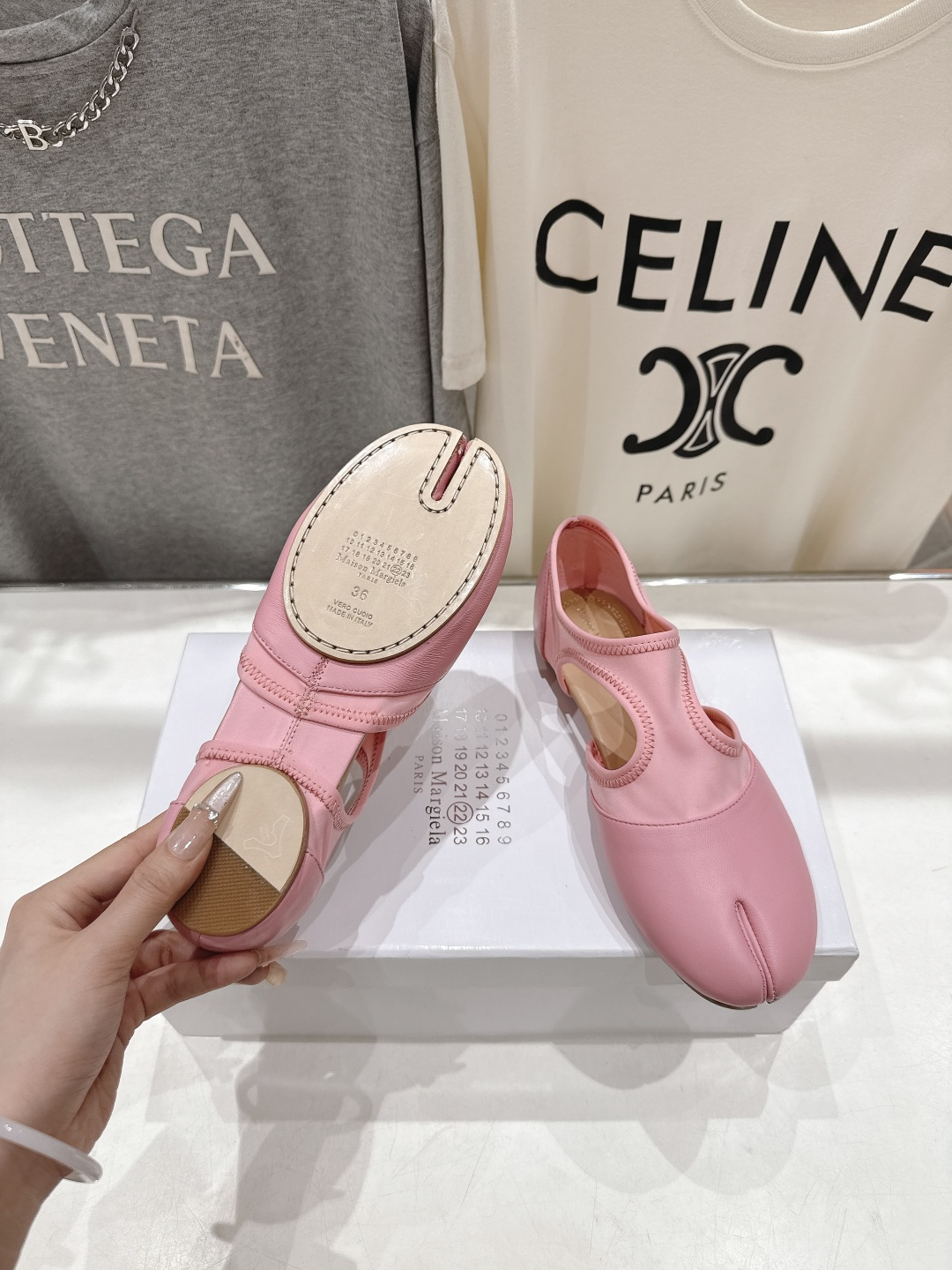 高版本出厂 MM6【Maison Magical】马吉拉26ss春夏新品文艺复古风一脚蹬平底分趾鞋懒人鞋