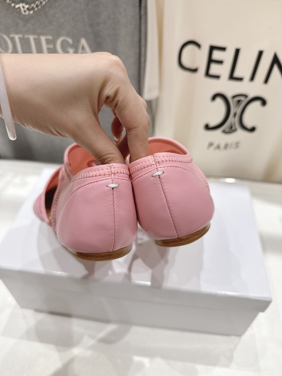 高版本出厂 MM6【Maison Magical】马吉拉26ss春夏新品文艺复古风一脚蹬平底分趾鞋懒人鞋