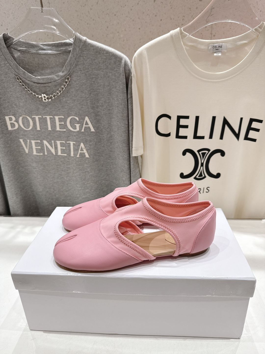 高版本出厂 MM6【Maison Magical】马吉拉26ss春夏新品文艺复古风一脚蹬平底分趾鞋懒人鞋