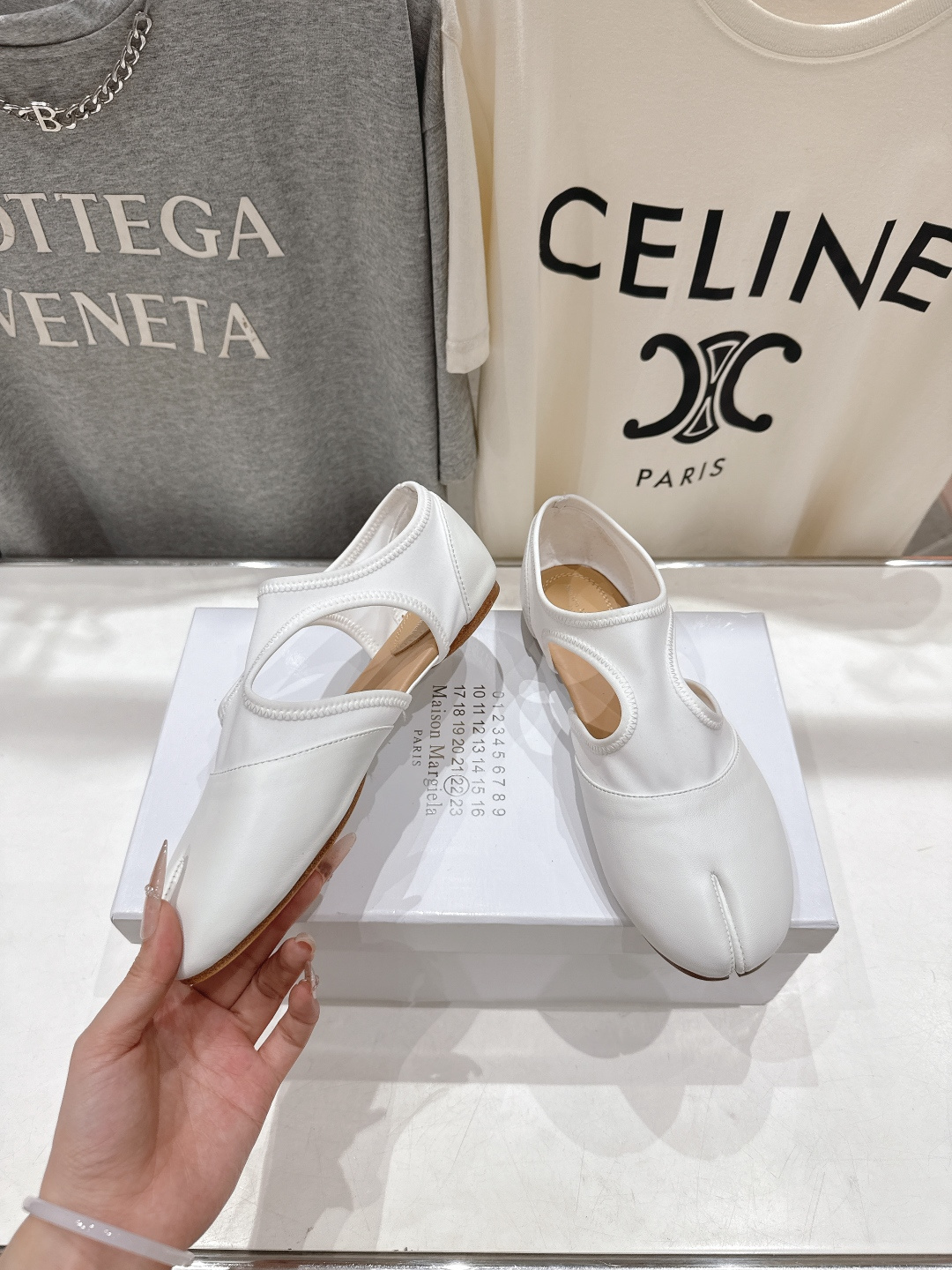 高版本出厂 MM6【Maison Magical】马吉拉26ss春夏新品文艺复古风一脚蹬平底分趾鞋懒人鞋