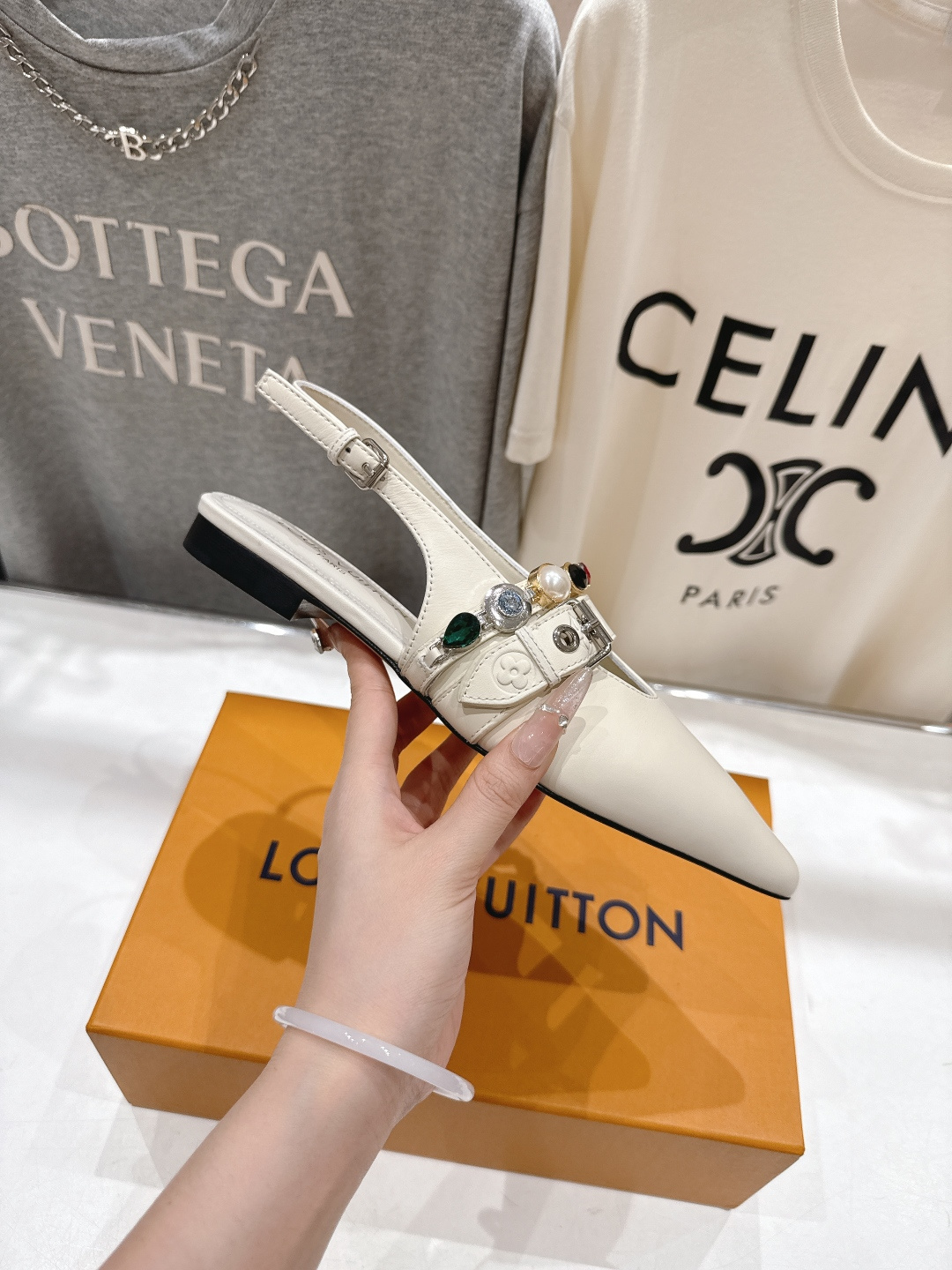 高版本出厂 Louis Vuitton ss26 new arrival LV驴牌春夏系列新款尖头平底凉