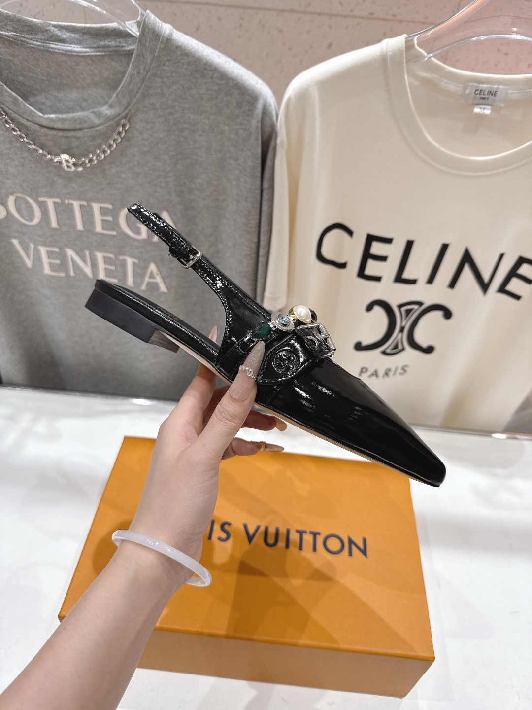 高版本出厂 Louis Vuitton ss26 new arrival LV驴牌春夏系列新款尖头平底凉