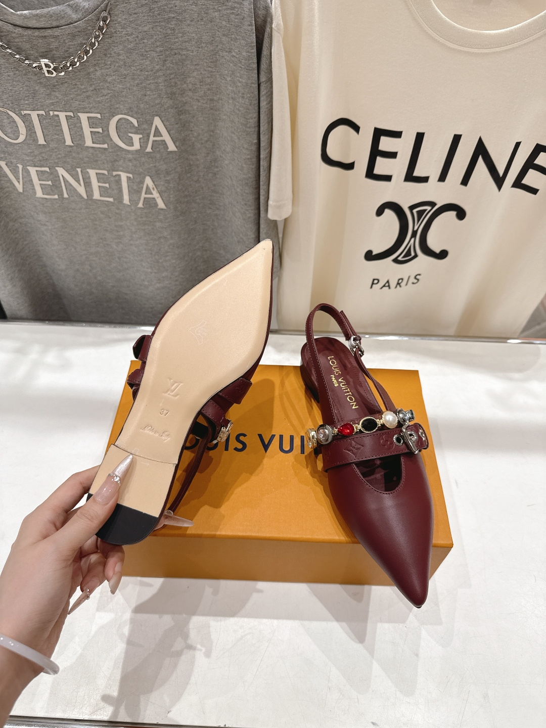 高版本出厂 Louis Vuitton ss26 new arrival LV驴牌春夏系列新款尖头平底凉