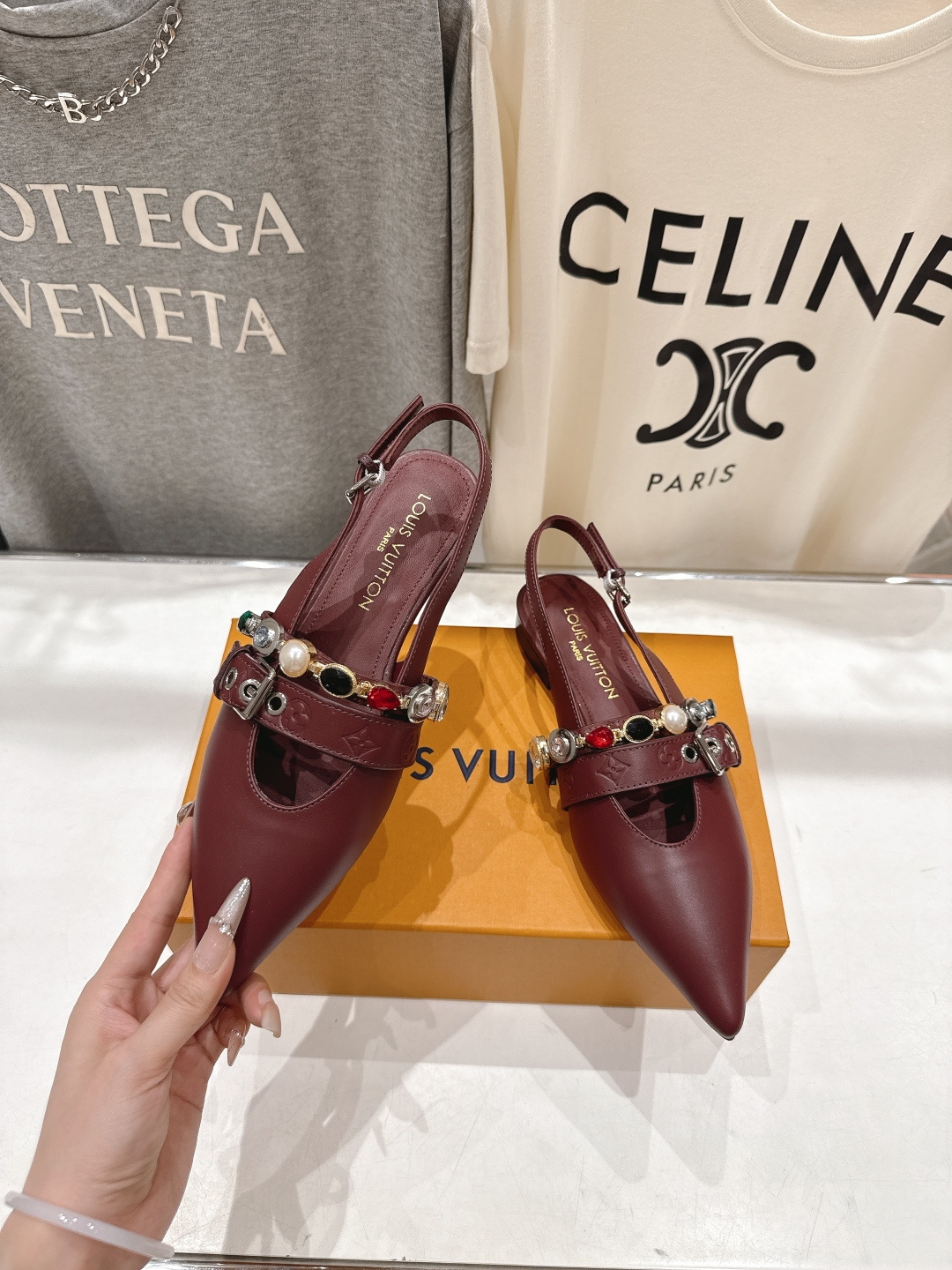 高版本出厂 Louis Vuitton ss26 new arrival LV驴牌春夏系列新款尖头平底凉