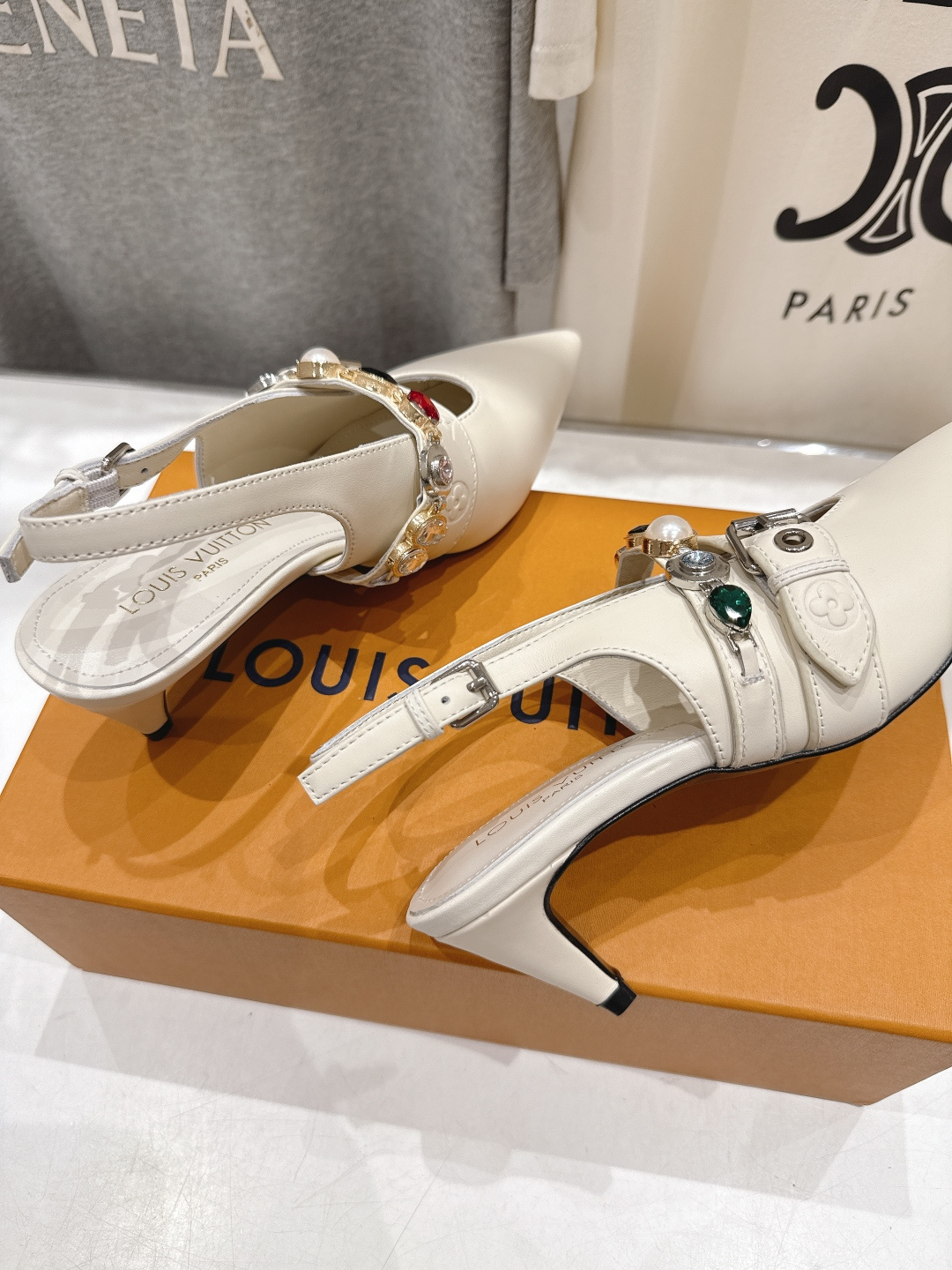 高版本出厂 Louis Vuitton ss26 new arrival LV驴牌春夏系列新款尖头高跟凉