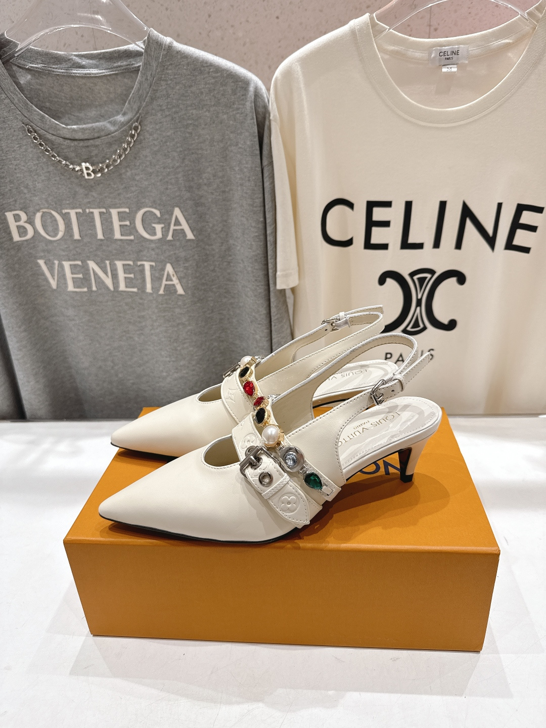 高版本出厂 Louis Vuitton ss26 new arrival LV驴牌春夏系列新款尖头高跟凉