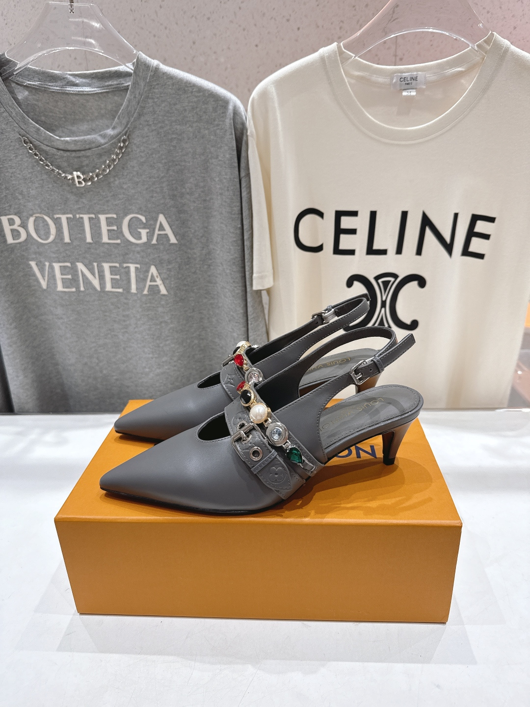 高版本出厂 Louis Vuitton ss26 new arrival LV驴牌春夏系列新款尖头高跟凉