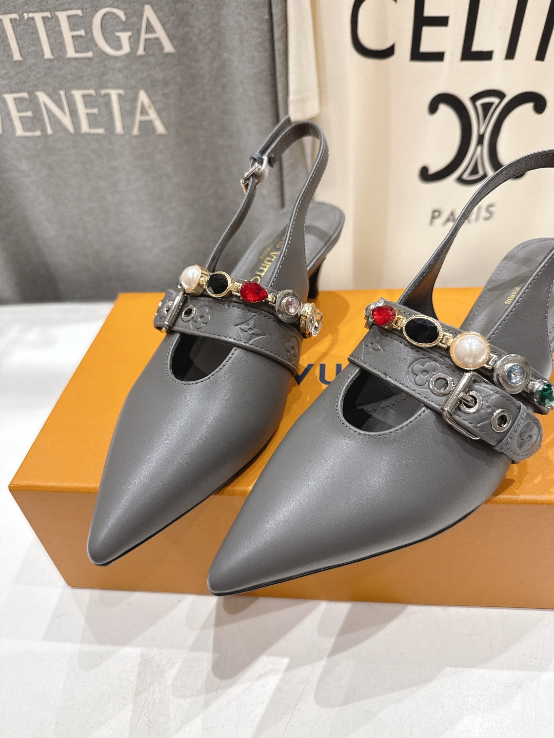 高版本出厂 Louis Vuitton ss26 new arrival LV驴牌春夏系列新款尖头高跟凉