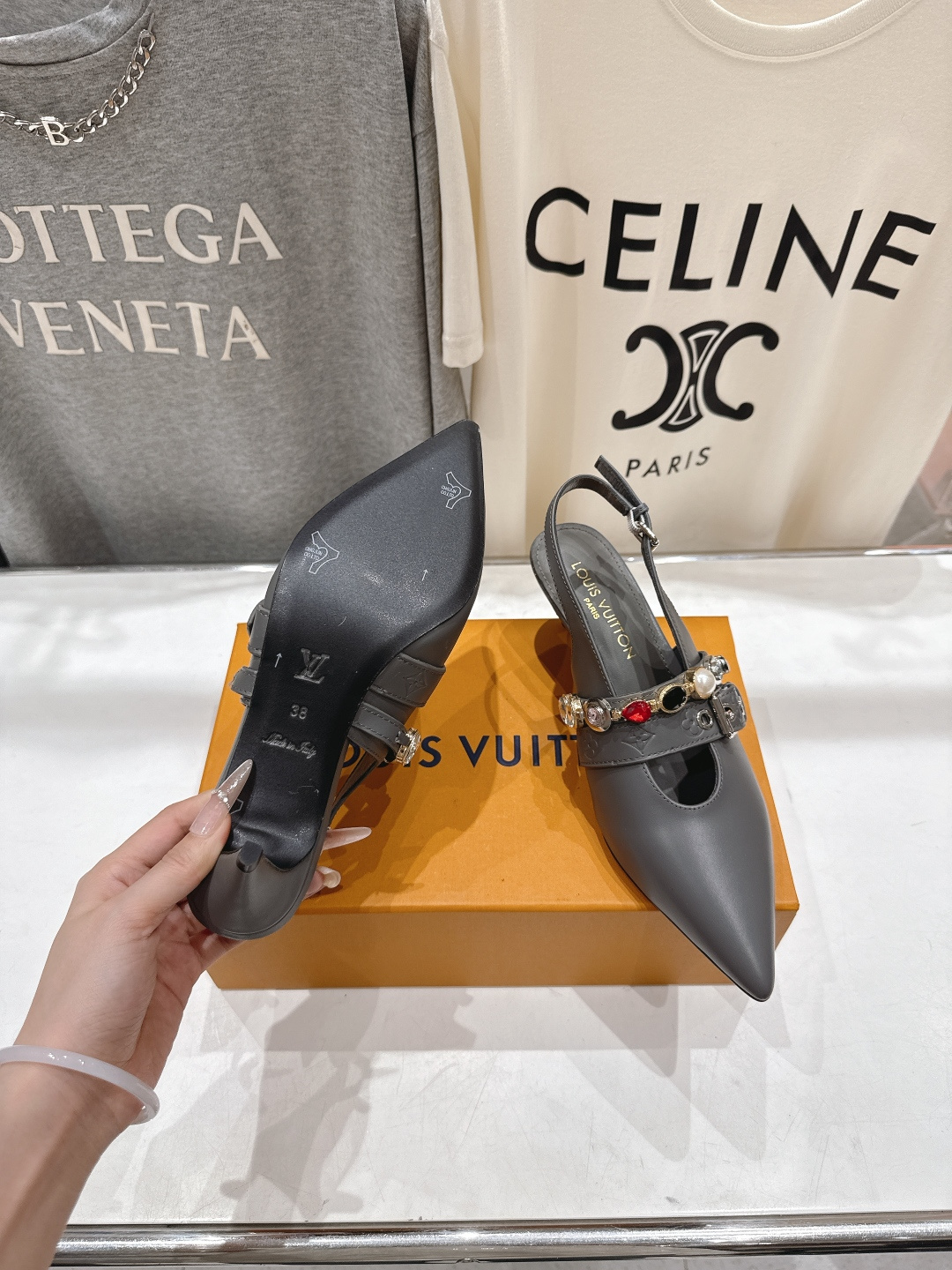 高版本出厂 Louis Vuitton ss26 new arrival LV驴牌春夏系列新款尖头高跟凉