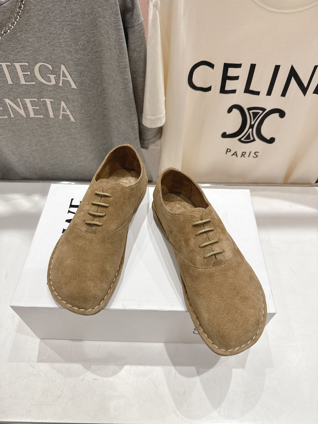 高版本出厂 LOEWE/罗意威F036 2026ss早春新款平底鞋乐福鞋单鞋非常舒服的平底鞋，极简设计理