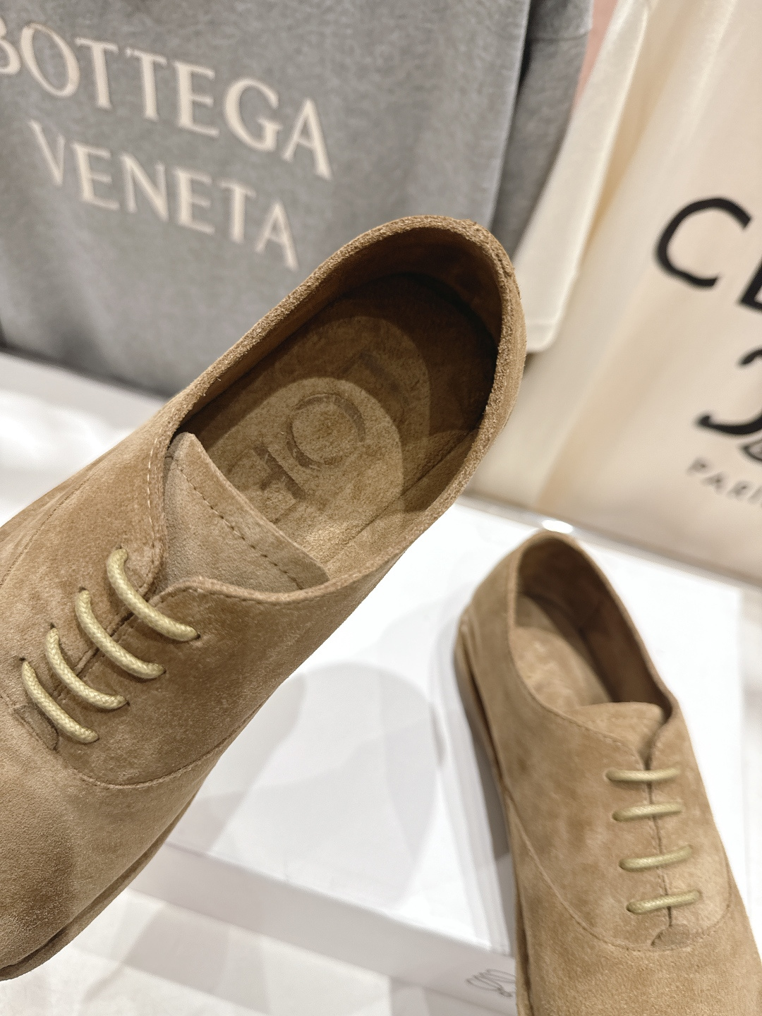 高版本出厂 LOEWE/罗意威F036 2026ss早春新款平底鞋乐福鞋单鞋非常舒服的平底鞋，极简设计理