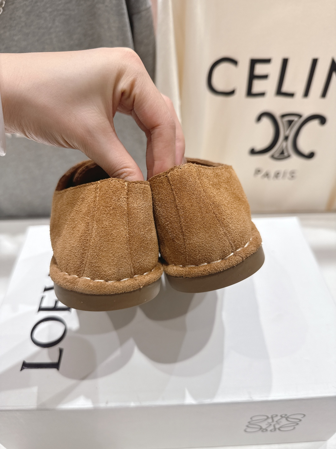 高版本出厂 LOEWE/罗意威F036 2026ss早春新款平底鞋乐福鞋单鞋非常舒服的平底鞋，极简设计理