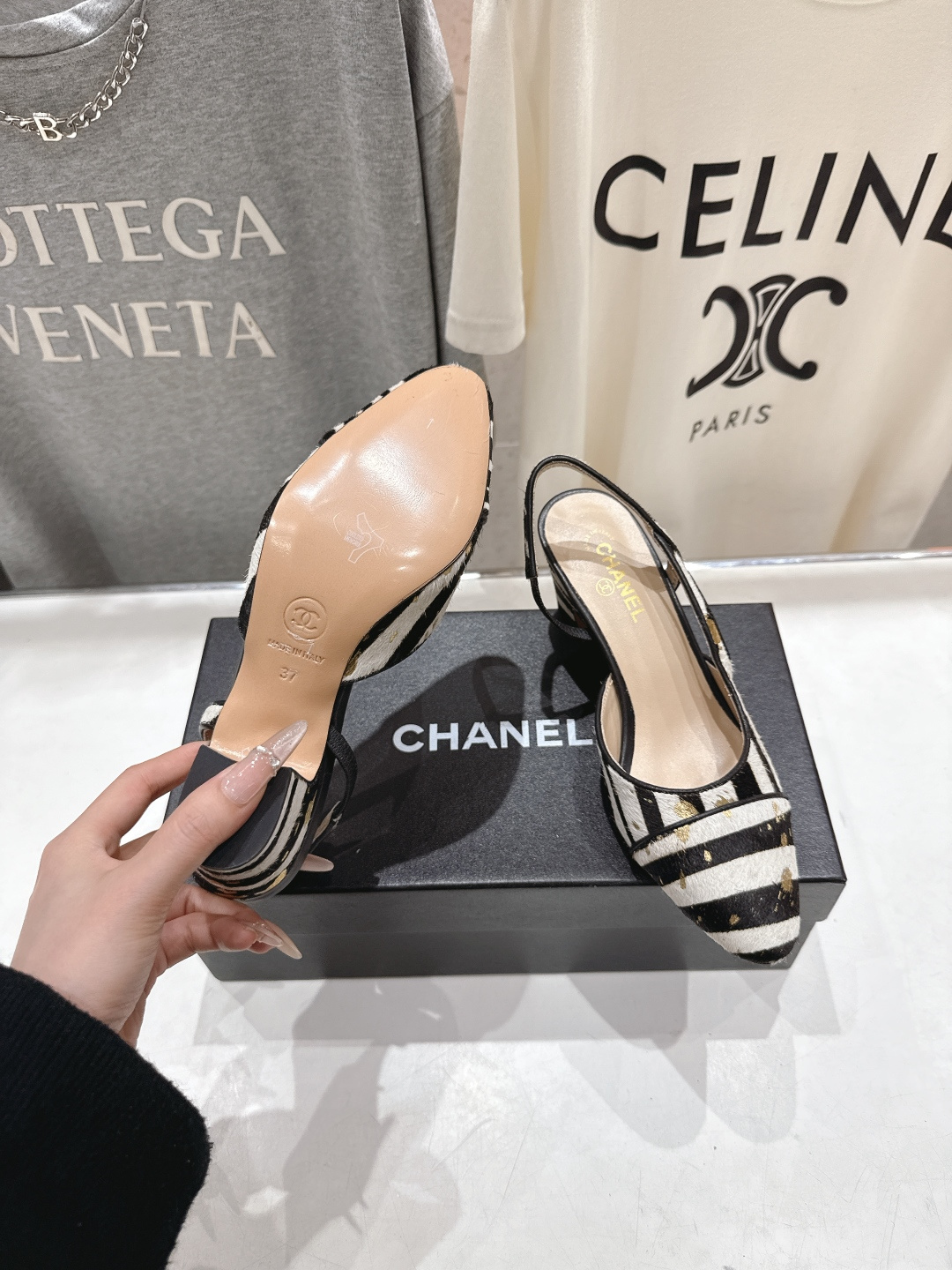 高版本出厂 CHANEL/香奈儿 小香F013 2026ss春夏🆕新款小圆头玛丽珍高跟凉鞋鞋楦精美，米兰