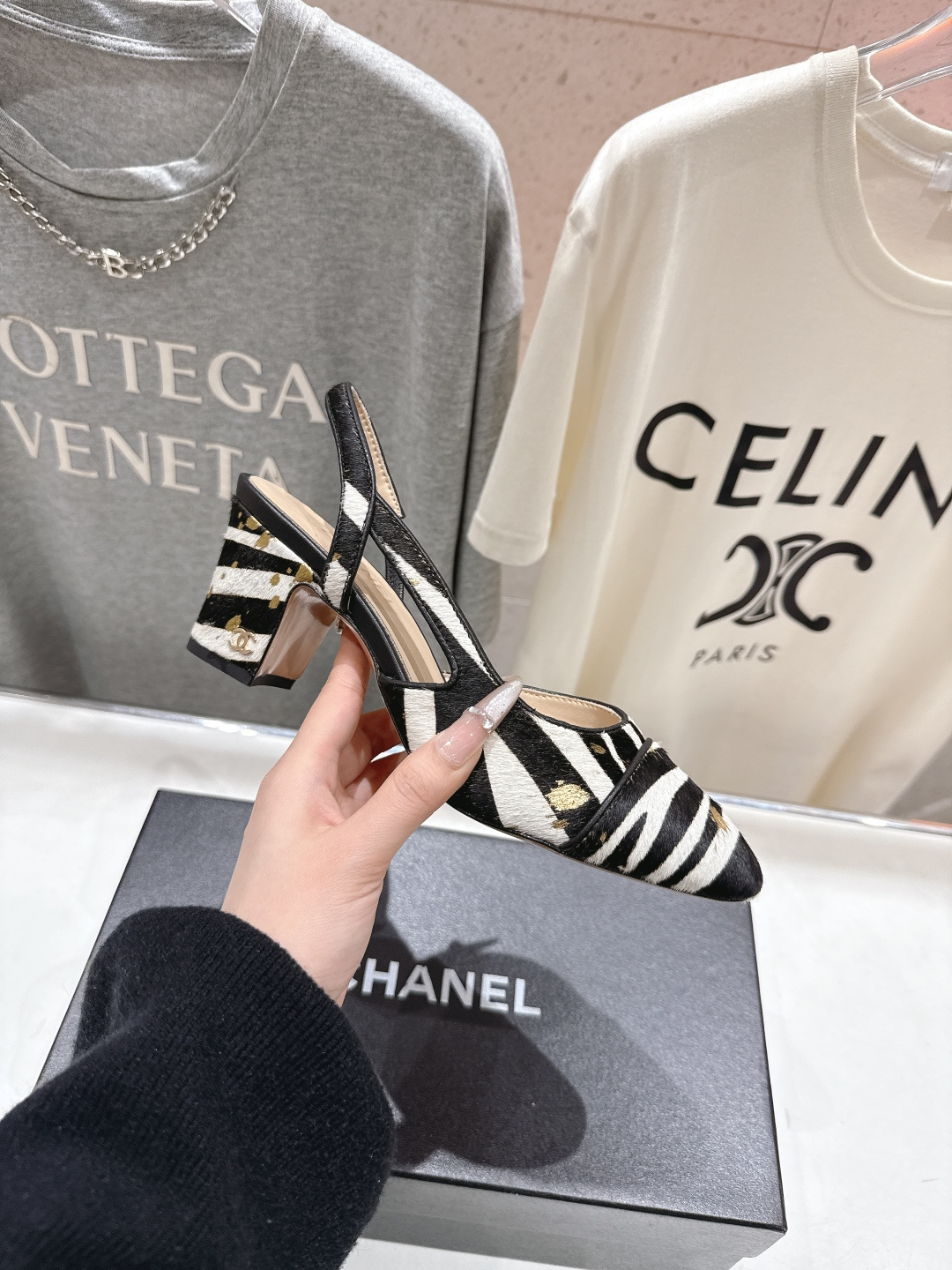 高版本出厂 CHANEL/香奈儿 小香F013 2026ss春夏🆕新款小圆头玛丽珍高跟凉鞋鞋楦精美，米兰