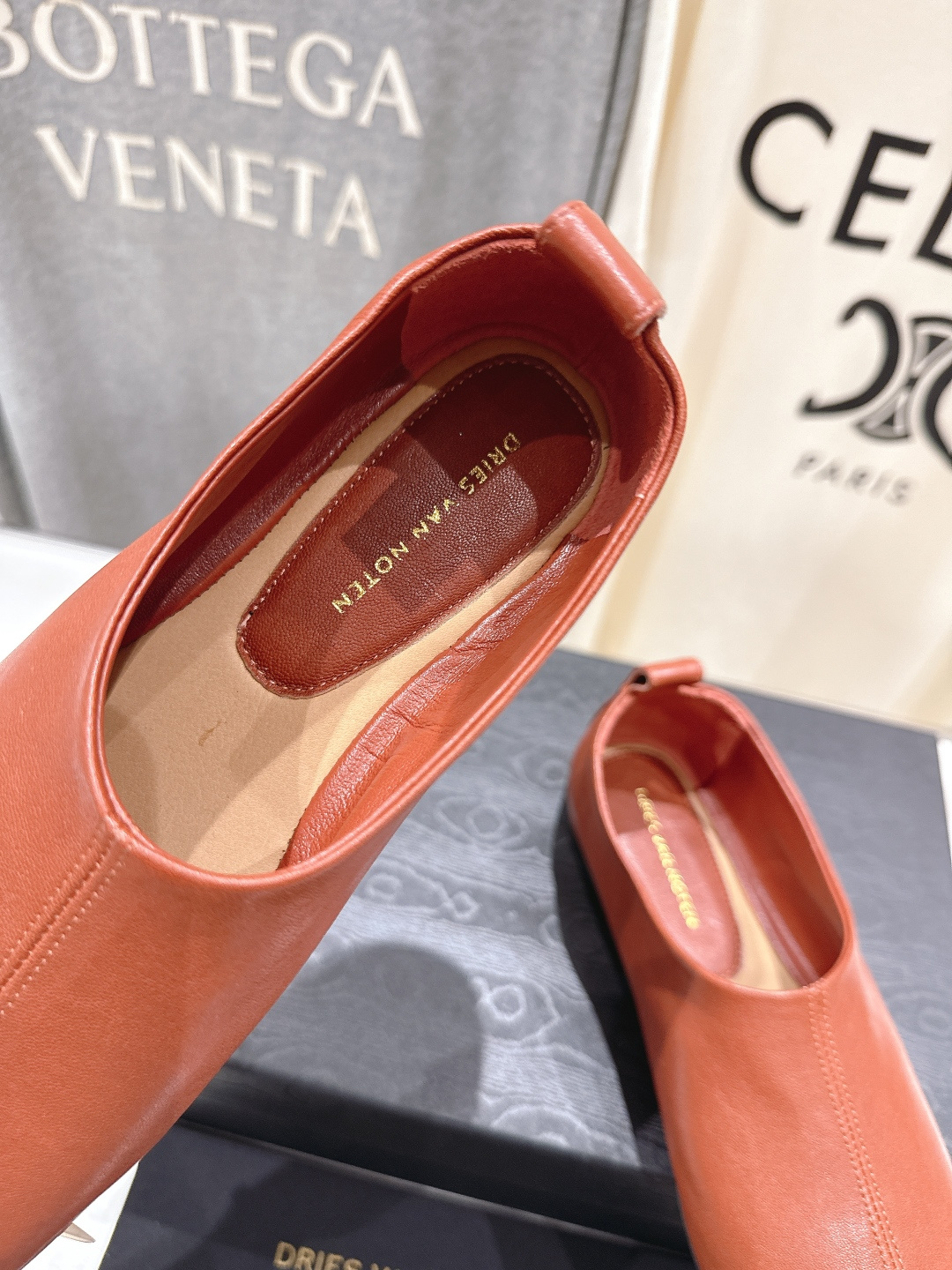 高版本出厂 Dries Van Noten#DVN F026新款平底复古乐福鞋一脚蹬懒人鞋休闲鞋，最近的