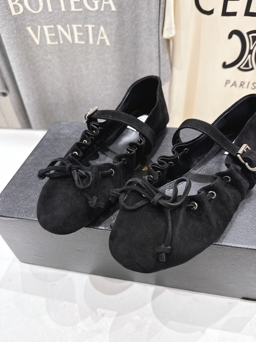 高版本出厂 独家新品 Alaia 阿莱亚26ss/ 走秀款玛丽珍平底芭蕾舞鞋 最近超火的一款平底鞋章小蕙