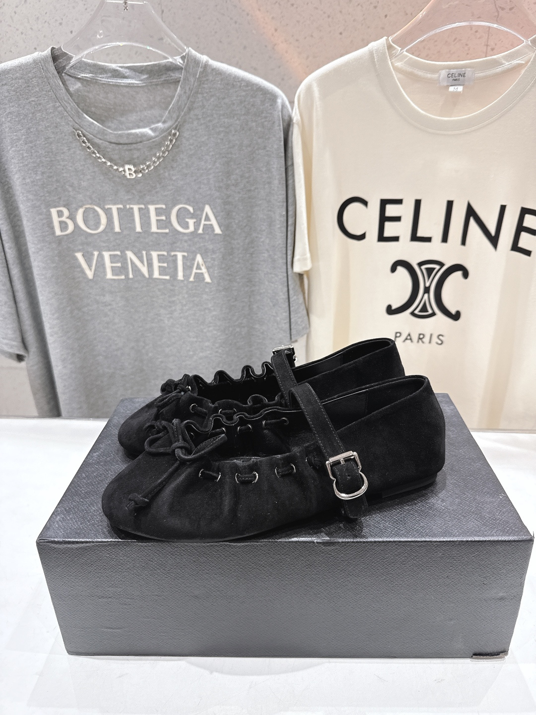 高版本出厂 独家新品 Alaia 阿莱亚26ss/ 走秀款玛丽珍平底芭蕾舞鞋 最近超火的一款平底鞋章小蕙