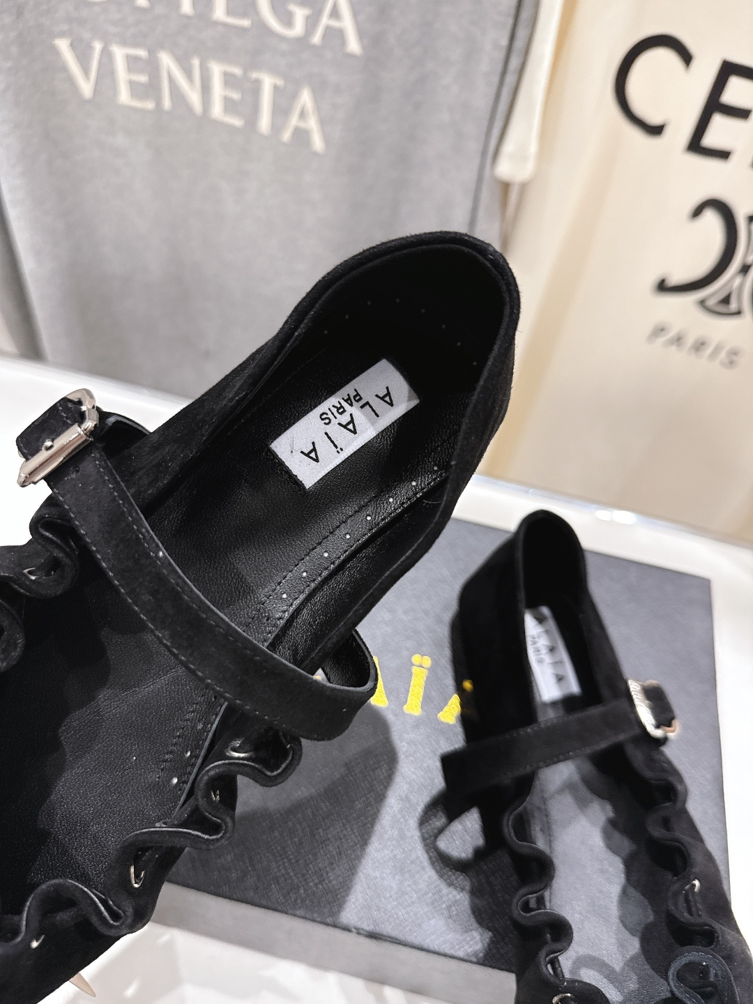 高版本出厂 独家新品 Alaia 阿莱亚26ss/ 走秀款玛丽珍平底芭蕾舞鞋 最近超火的一款平底鞋章小蕙