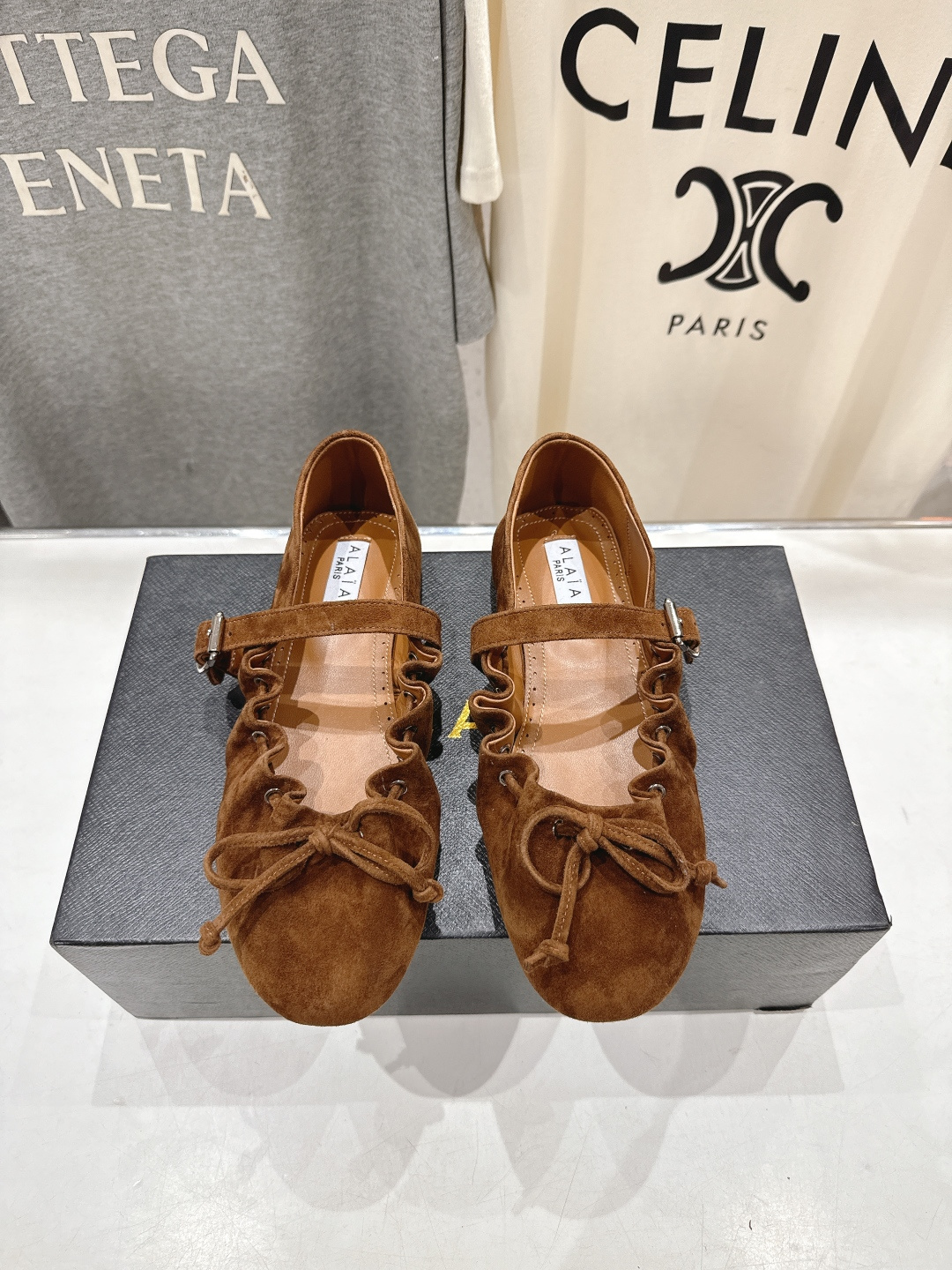 高版本出厂 独家新品 Alaia 阿莱亚26ss/ 走秀款玛丽珍平底芭蕾舞鞋 最近超火的一款平底鞋章小蕙