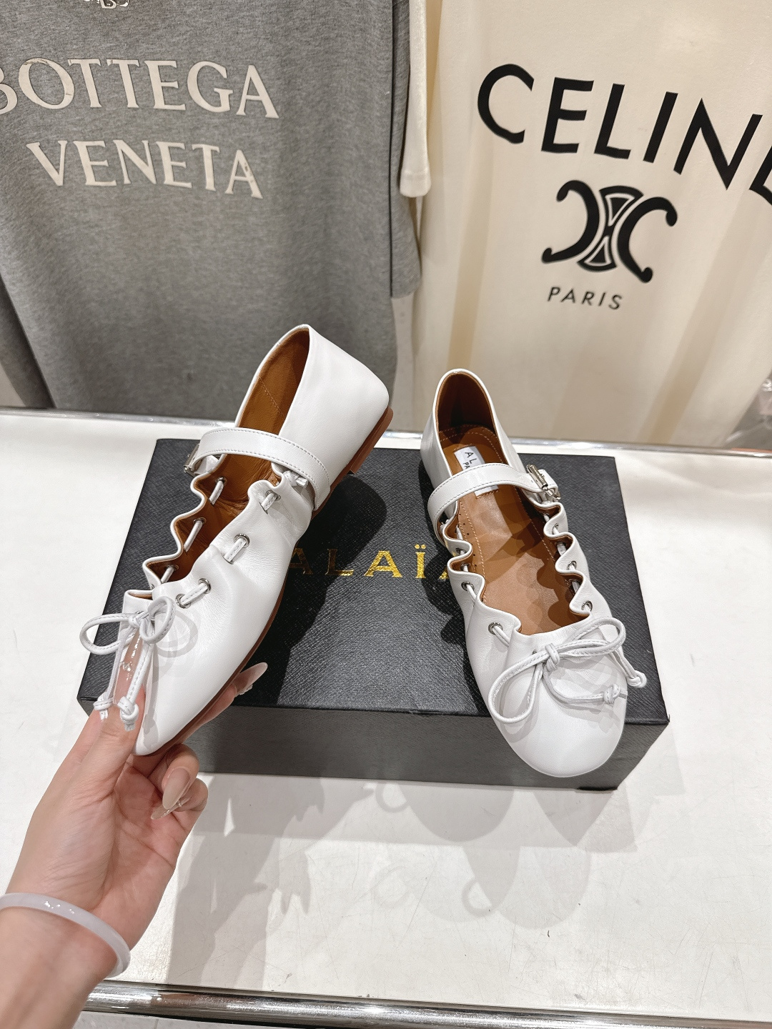 高版本出厂 独家新品 Alaia 阿莱亚26ss/ 走秀款玛丽珍平底芭蕾舞鞋 最近超火的一款平底鞋章小蕙