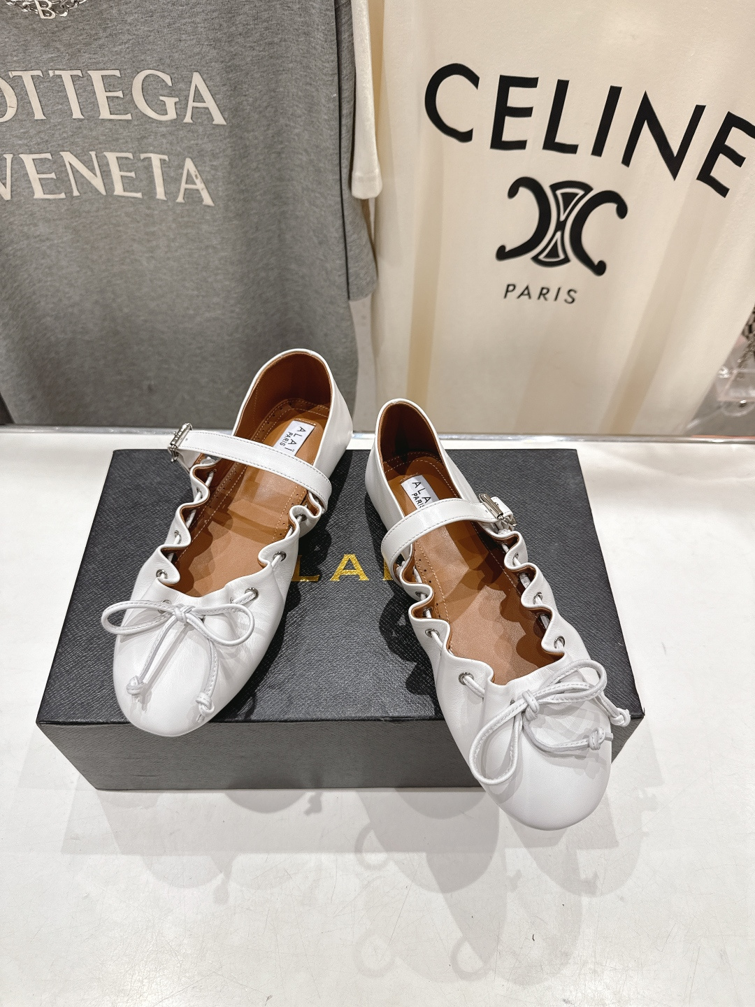 高版本出厂 独家新品 Alaia 阿莱亚26ss/ 走秀款玛丽珍平底芭蕾舞鞋 最近超火的一款平底鞋章小蕙