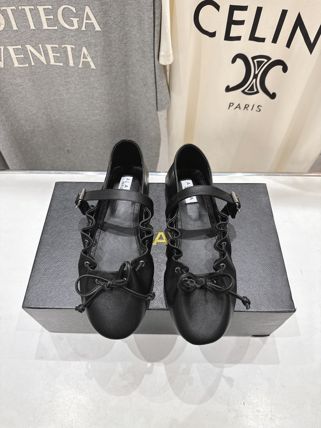 高版本出厂 独家新品 Alaia 阿莱亚26ss/ 走秀款玛丽珍平底芭蕾舞鞋 最近超火的一款平底鞋章小蕙