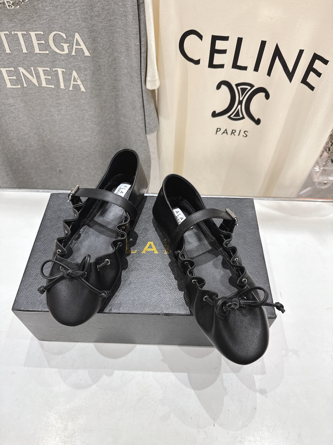 高版本出厂 独家新品 Alaia 阿莱亚26ss/ 走秀款玛丽珍平底芭蕾舞鞋 最近超火的一款平底鞋章小蕙