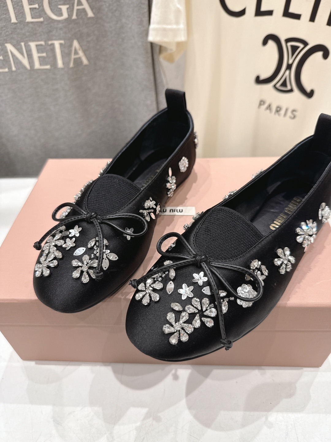 高版本出厂 MiuMiu/缪缪F033 2026ss新款法式仙女风玛丽珍平底鞋单鞋芭蕾平底鞋亮相2026