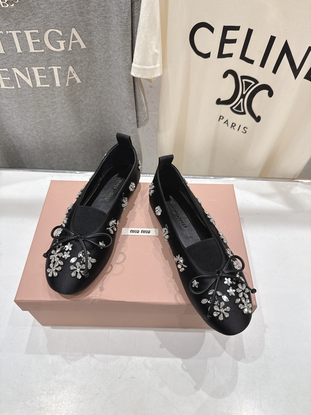 高版本出厂 MiuMiu/缪缪F033 2026ss新款法式仙女风玛丽珍平底鞋单鞋芭蕾平底鞋亮相2026