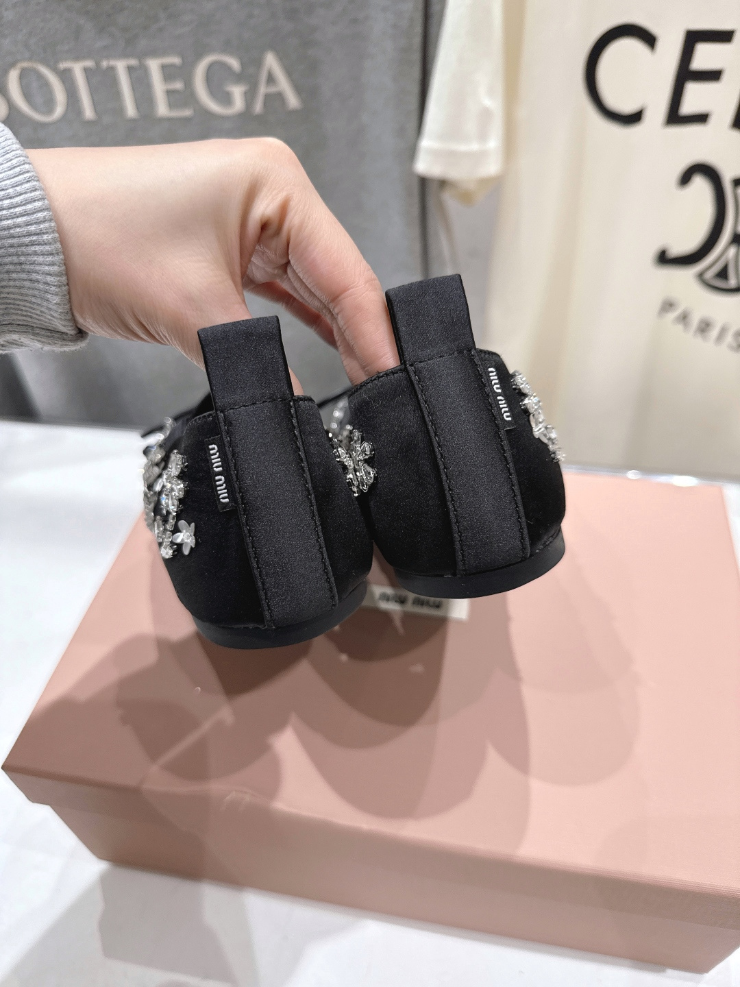 高版本出厂 MiuMiu/缪缪F033 2026ss新款法式仙女风玛丽珍平底鞋单鞋芭蕾平底鞋亮相2026