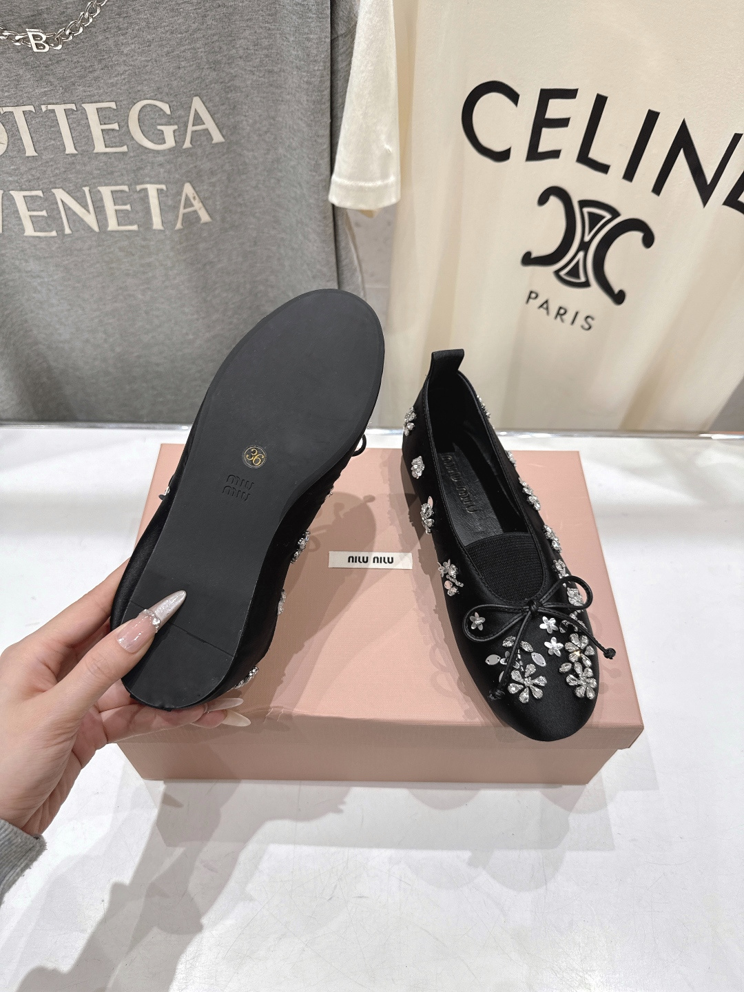 高版本出厂 MiuMiu/缪缪F033 2026ss新款法式仙女风玛丽珍平底鞋单鞋芭蕾平底鞋亮相2026