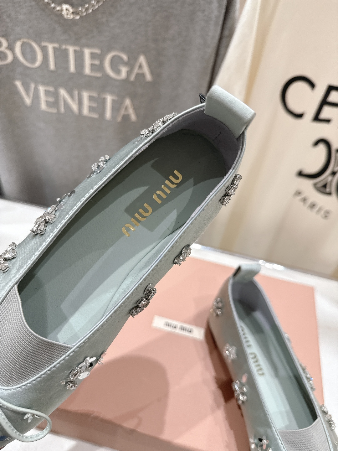 高版本出厂 MiuMiu/缪缪F033 2026ss新款法式仙女风玛丽珍平底鞋单鞋芭蕾平底鞋亮相2026