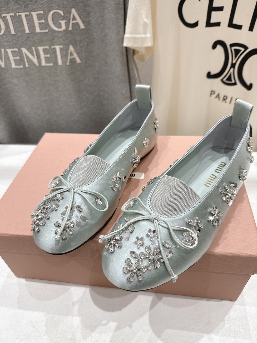 高版本出厂 MiuMiu/缪缪F033 2026ss新款法式仙女风玛丽珍平底鞋单鞋芭蕾平底鞋亮相2026