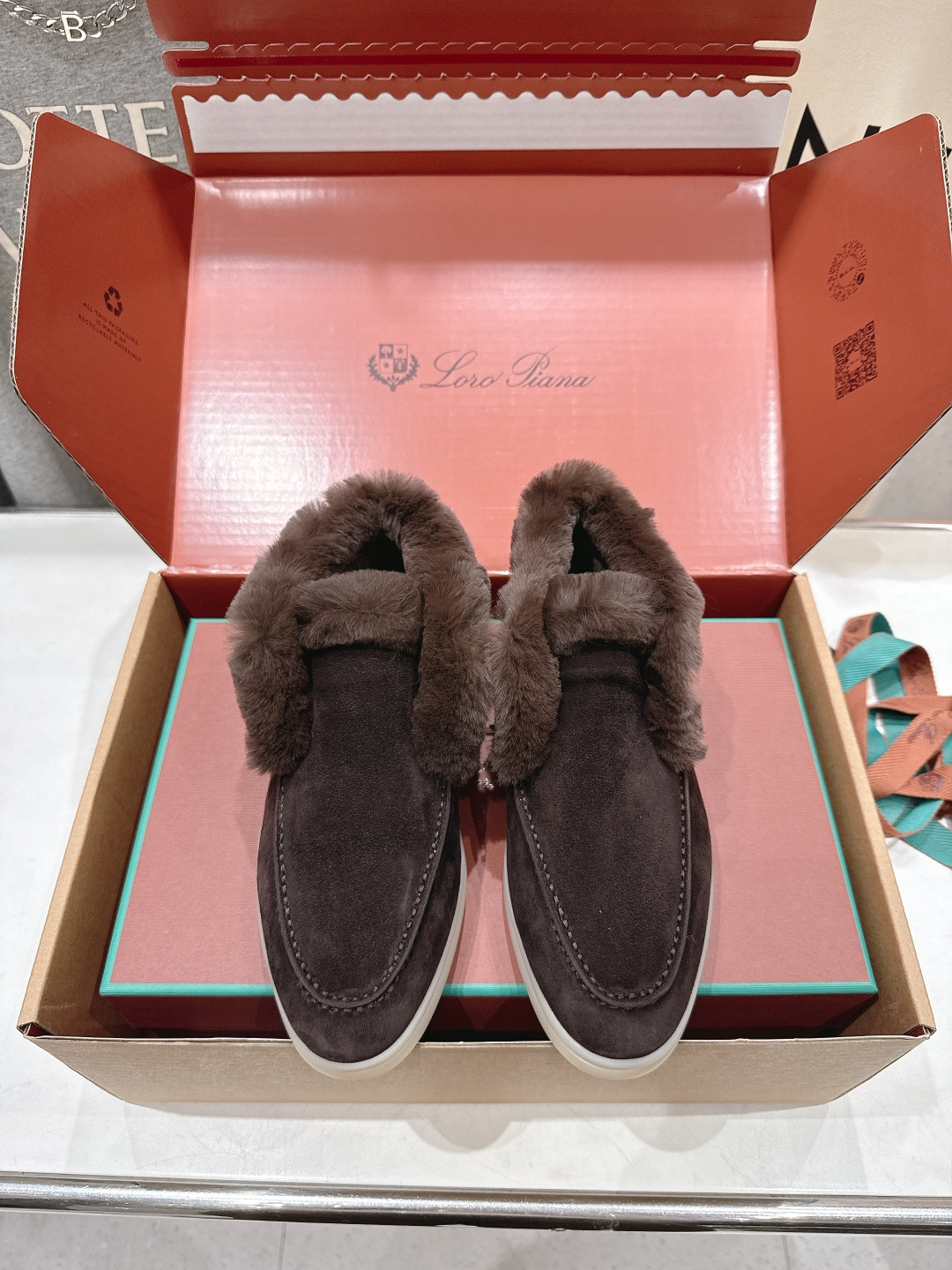 高版本出厂 兔毛 男码+20 Loro Piana* LP万年经典款高帮毛毛鞋乐福鞋 简约时尚 脚感超级