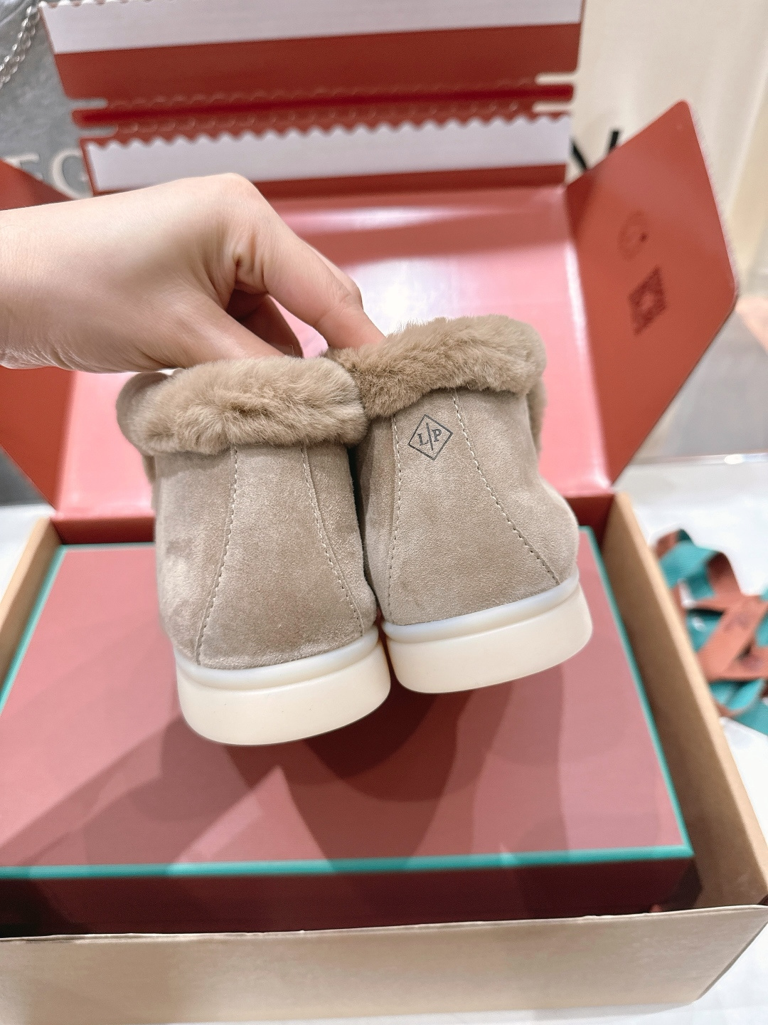 高版本出厂 兔毛 男码+20 Loro Piana* LP万年经典款高帮毛毛鞋乐福鞋 简约时尚 脚感超级