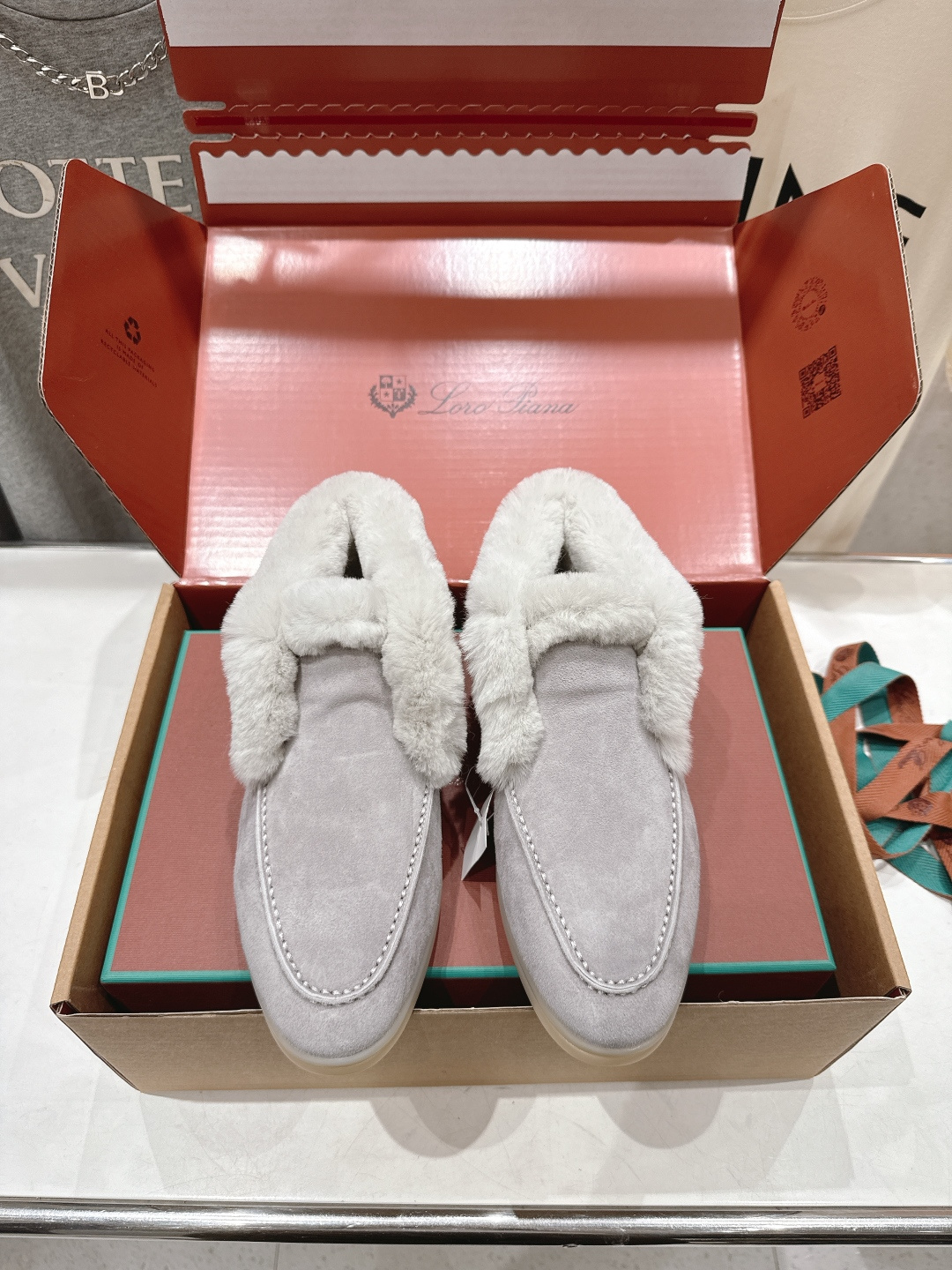 高版本出厂 兔毛 男码+20 Loro Piana* LP万年经典款高帮毛毛鞋乐福鞋 简约时尚 脚感超级