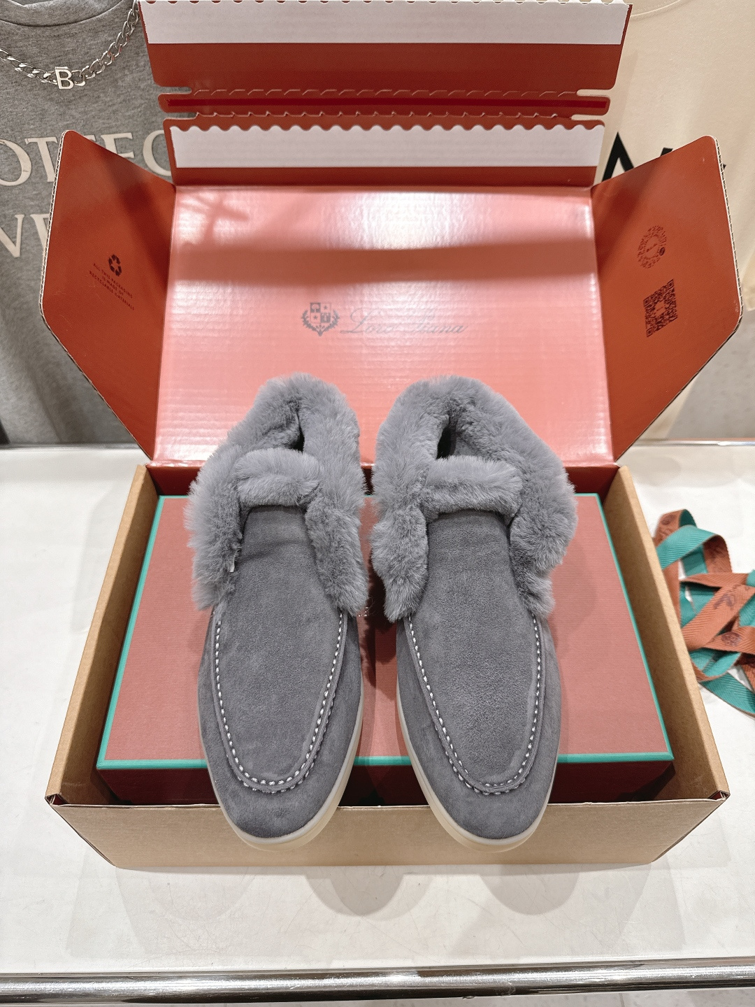 高版本出厂 兔毛 男码+20 Loro Piana* LP万年经典款高帮毛毛鞋乐福鞋 简约时尚 脚感超级