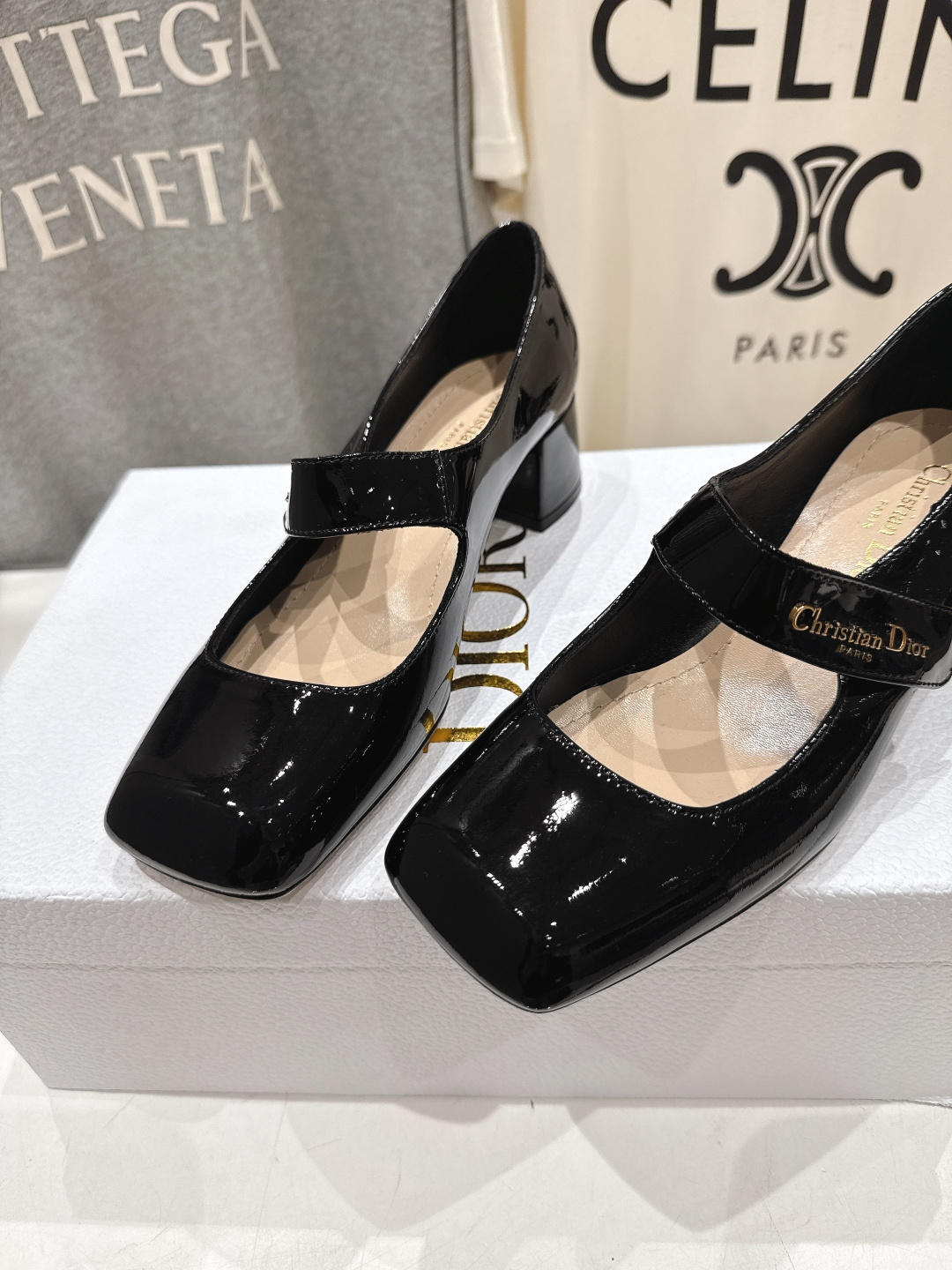 高版本出厂 DIOR*迪奥F031 D家2026ss春夏新款玛丽珍高跟鞋 方头小矮跟单鞋！顶级版本原版套