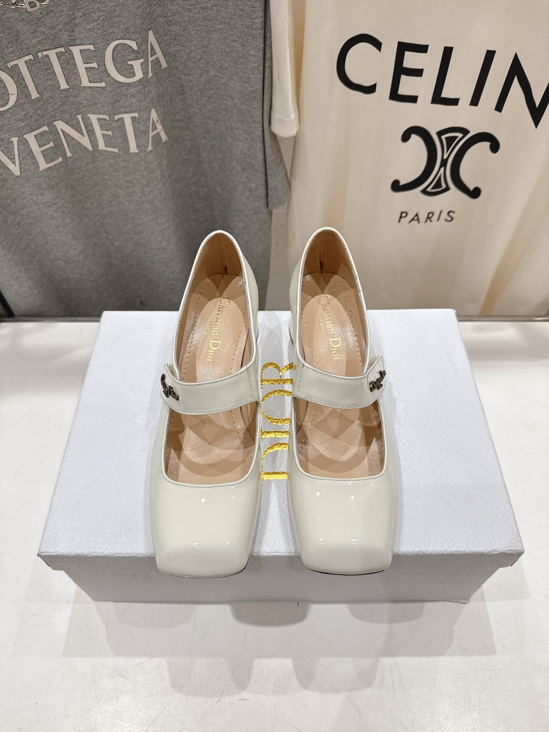 高版本出厂 DIOR*迪奥F031 D家2026ss春夏新款玛丽珍高跟鞋 方头小矮跟单鞋！顶级版本原版套