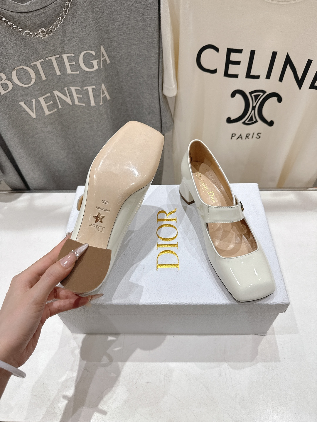 高版本出厂 DIOR*迪奥F031 D家2026ss春夏新款玛丽珍高跟鞋 方头小矮跟单鞋！顶级版本原版套