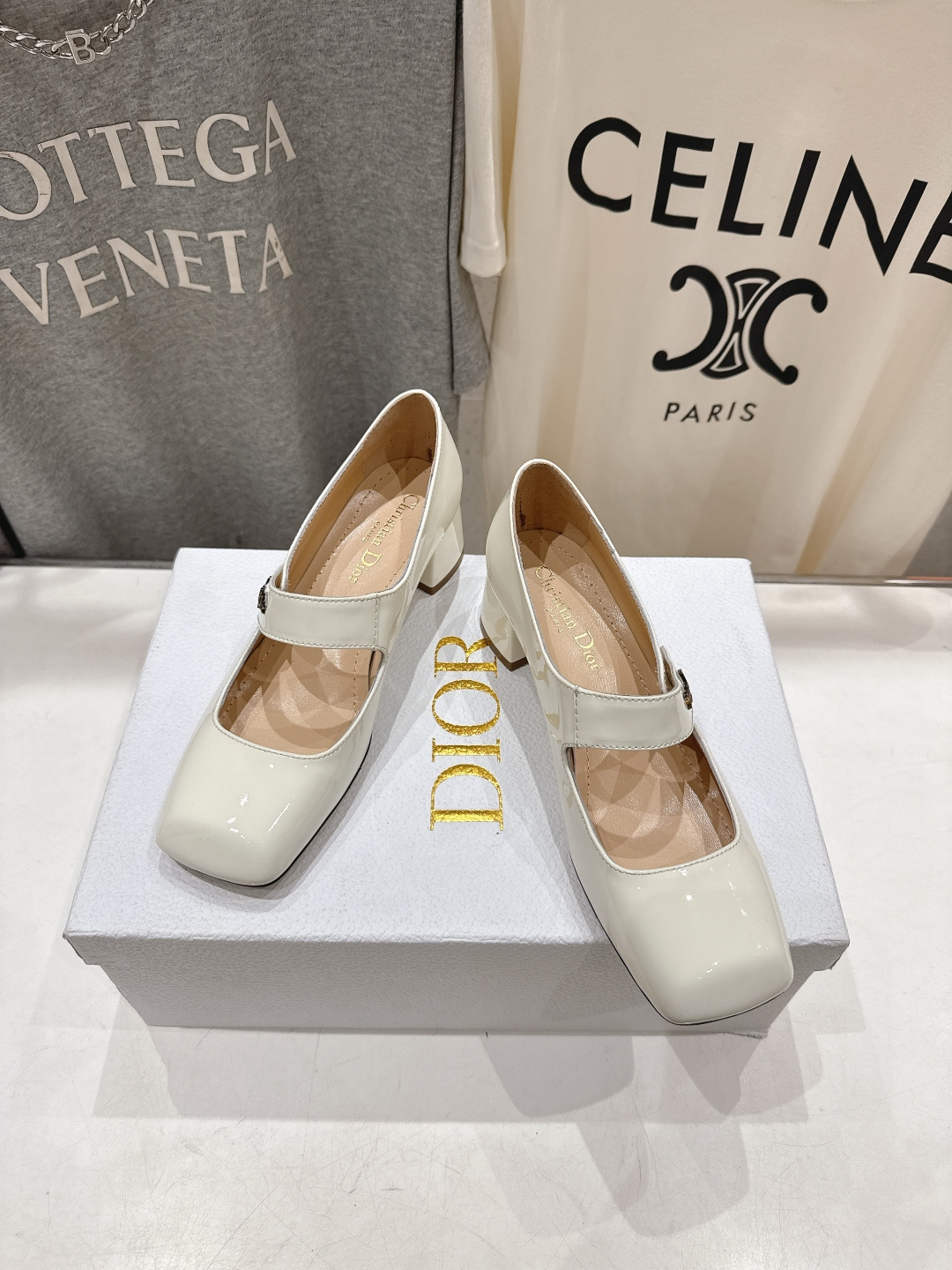 高版本出厂 DIOR*迪奥F031 D家2026ss春夏新款玛丽珍高跟鞋 方头小矮跟单鞋！顶级版本原版套