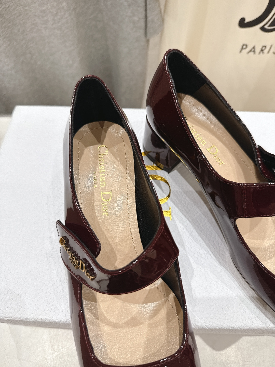 高版本出厂 DIOR*迪奥F031 D家2026ss春夏新款玛丽珍高跟鞋 方头小矮跟单鞋！顶级版本原版套