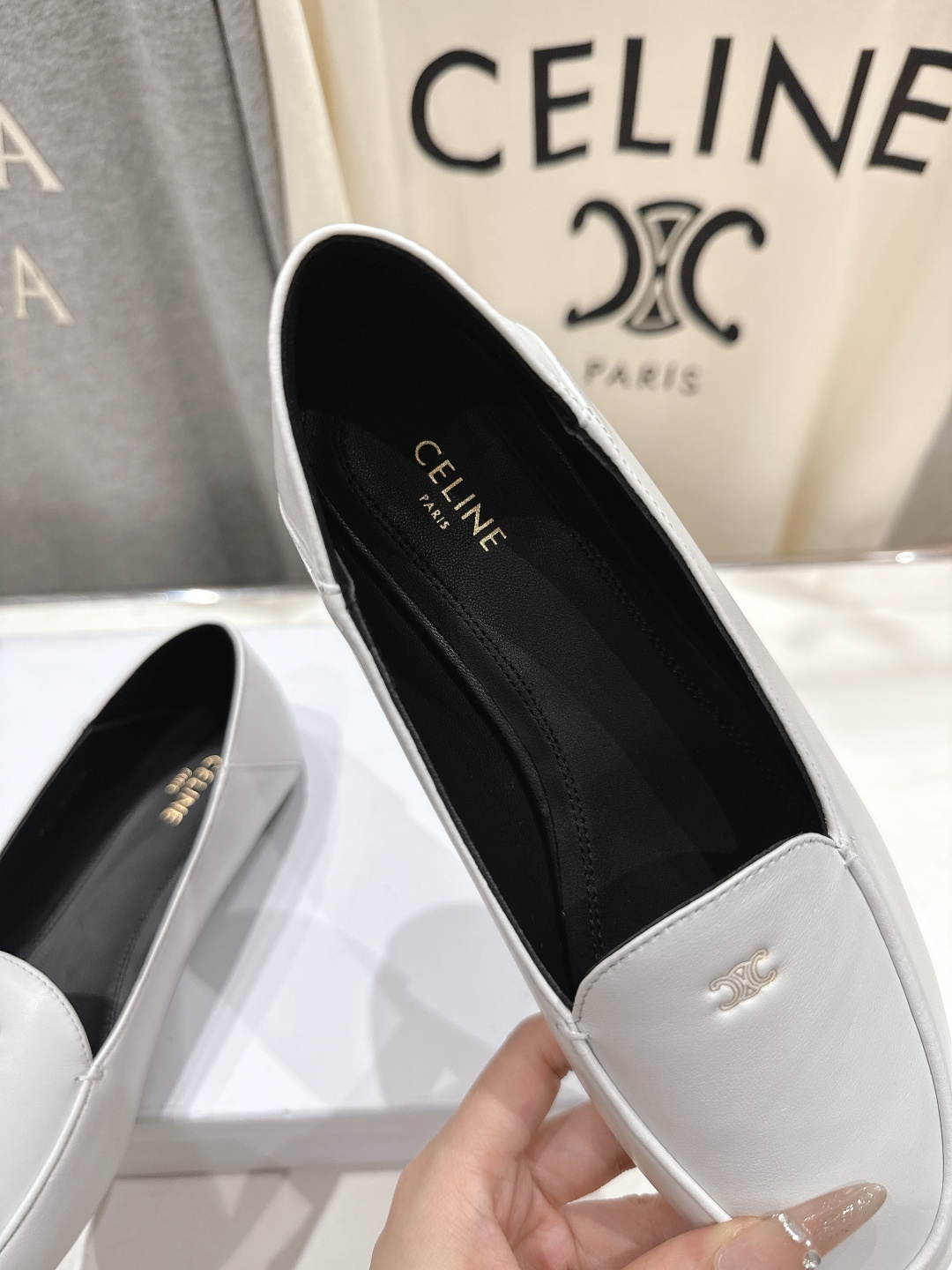 高版本出厂 celine/赛琳F035 26ss/专柜新款仙女风平底一脚蹬休闲鞋单鞋玛丽珍乐福鞋～各路博