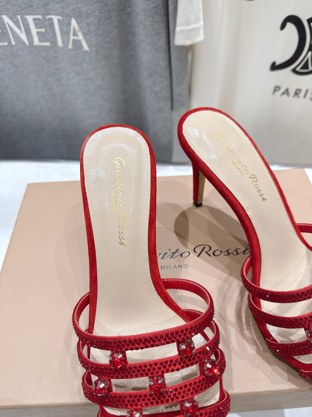 高版本出厂 吉安维托·罗西F030 (Gianvito Rossi) 2026ss夏季最新款尖头水钻高跟