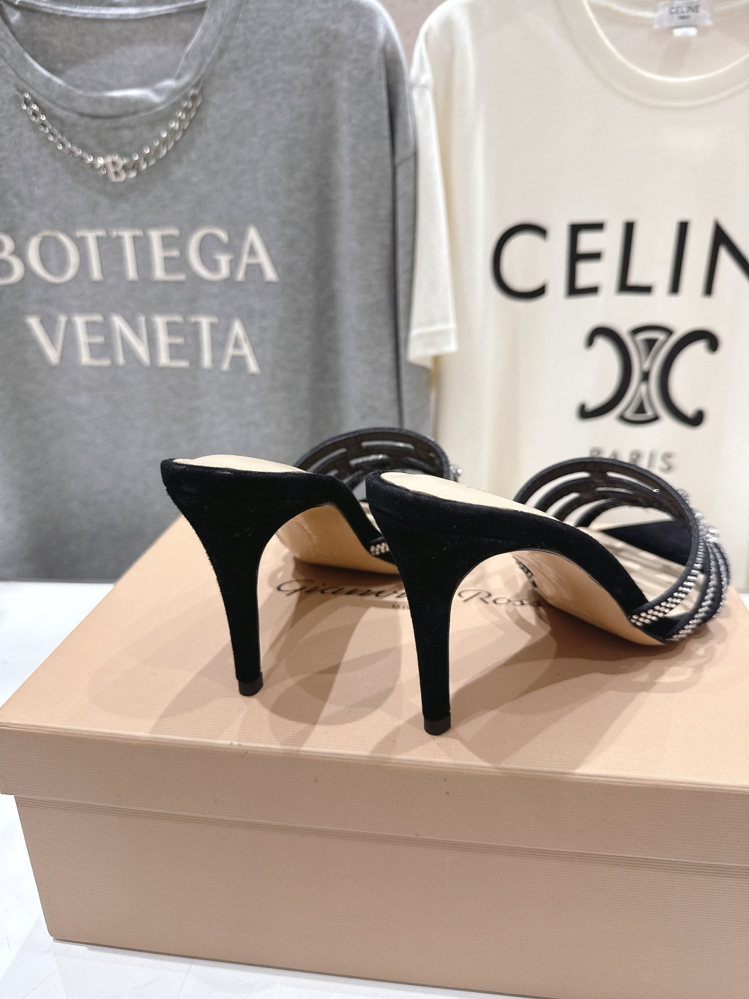 高版本出厂 吉安维托·罗西F030 (Gianvito Rossi) 2026ss夏季最新款尖头水钻高跟