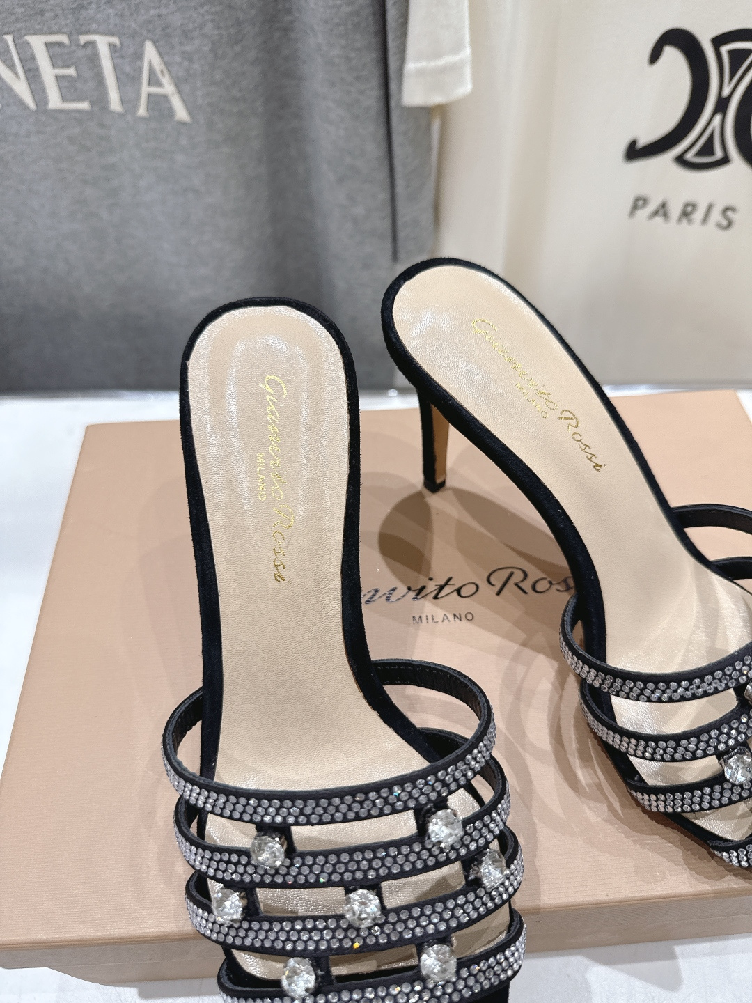 高版本出厂 吉安维托·罗西F030 (Gianvito Rossi) 2026ss夏季最新款尖头水钻高跟