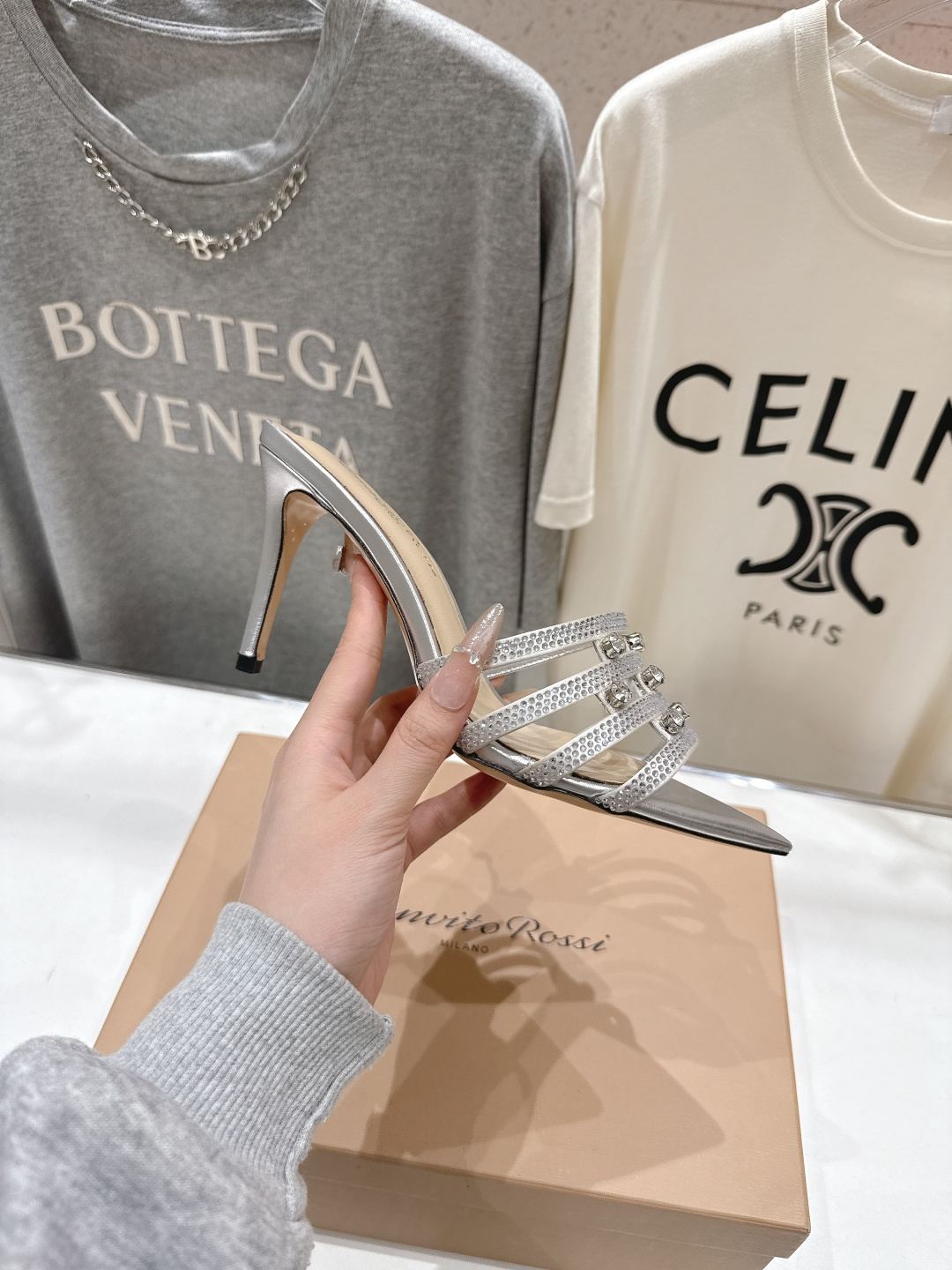 高版本出厂 吉安维托·罗西F030 (Gianvito Rossi) 2026ss夏季最新款尖头水钻高跟