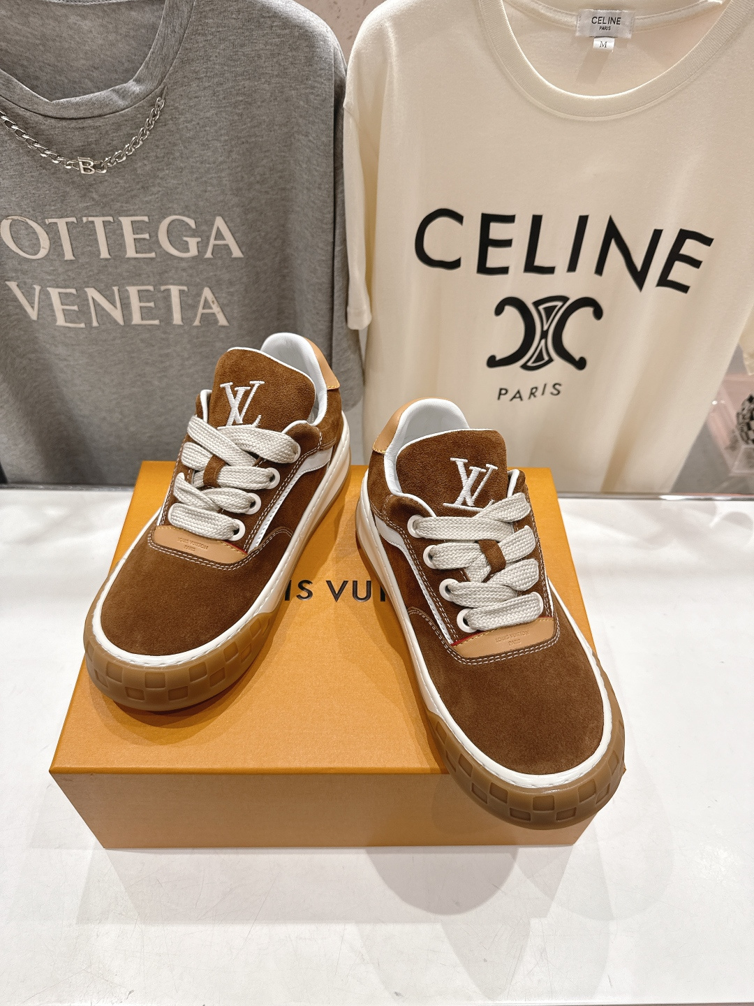 高版本出厂 情侣款 LOUIS VUITTON～LV路易威登F048 L家驴牌最新走秀款Tilted系列