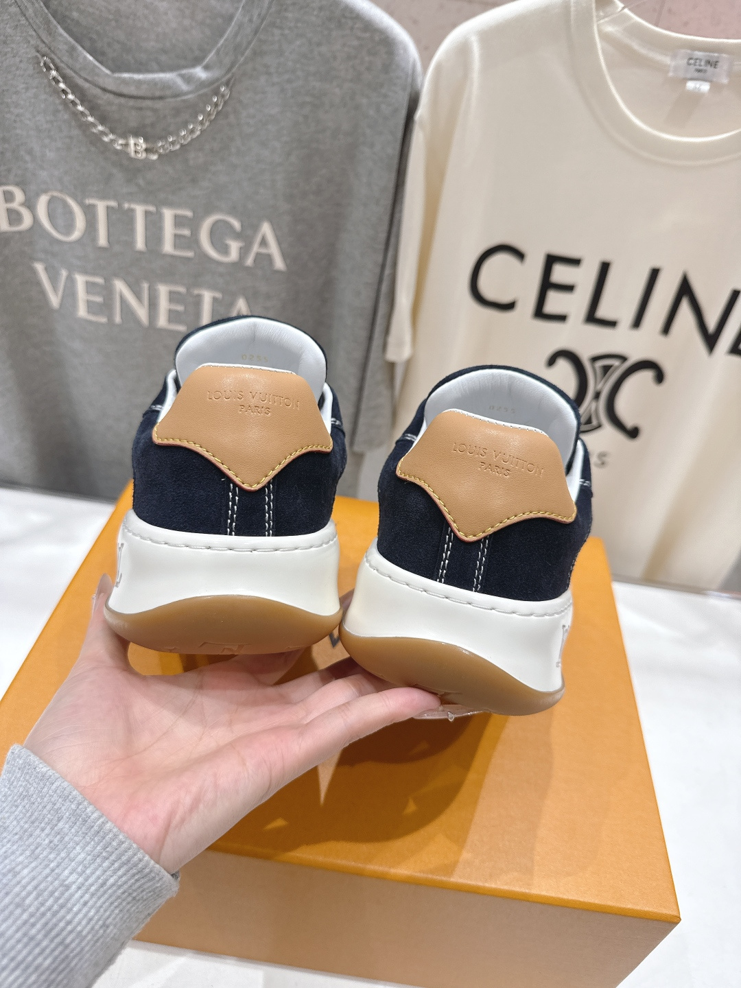 高版本出厂 情侣款 LOUIS VUITTON～LV路易威登F048 L家驴牌最新走秀款Tilted系列